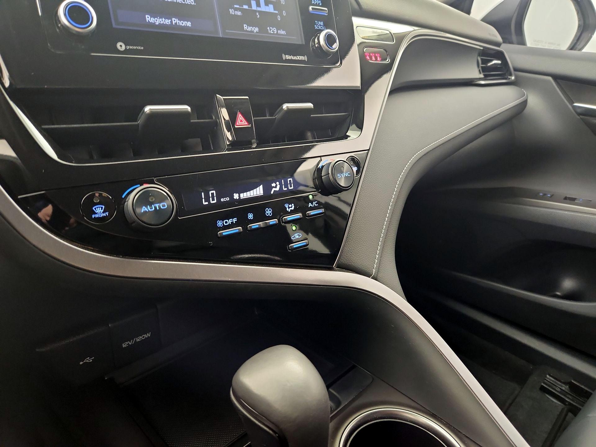Thumbnail: 2024 Toyota Camry - 16