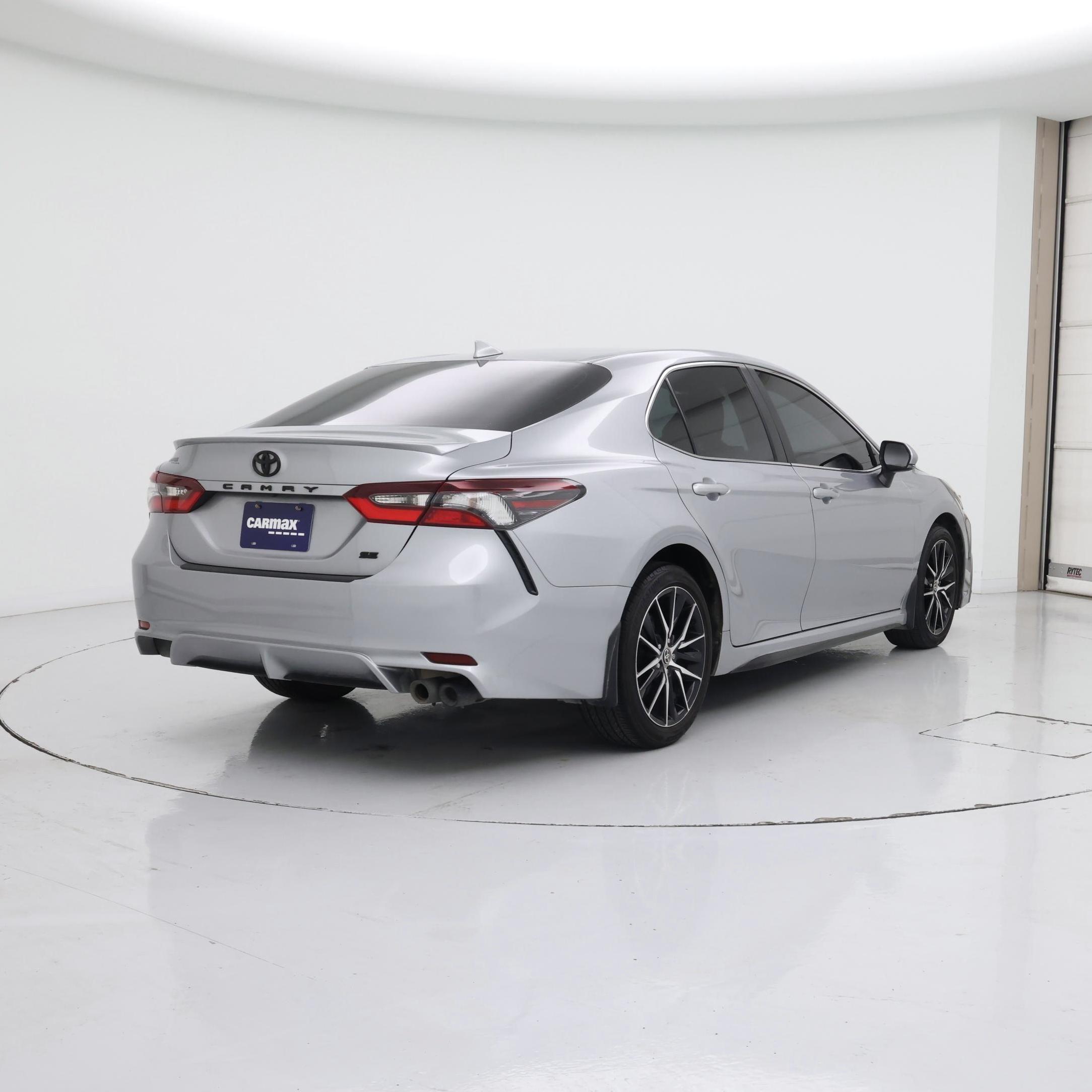 Thumbnail: 2024 Toyota Camry - 8