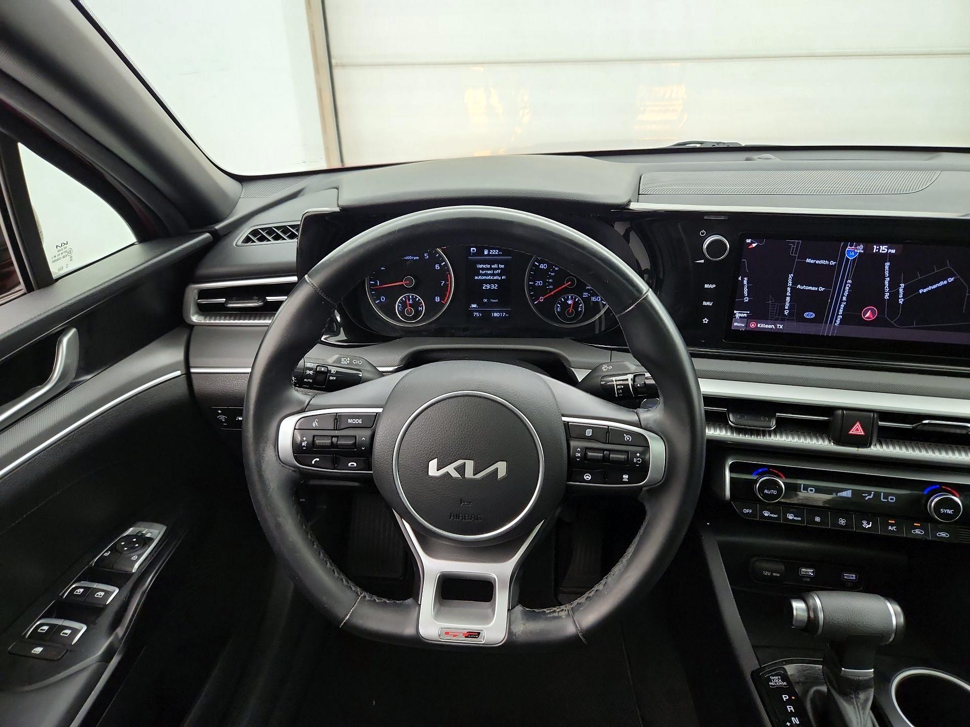 Thumbnail: 2022 Kia K5 - 10