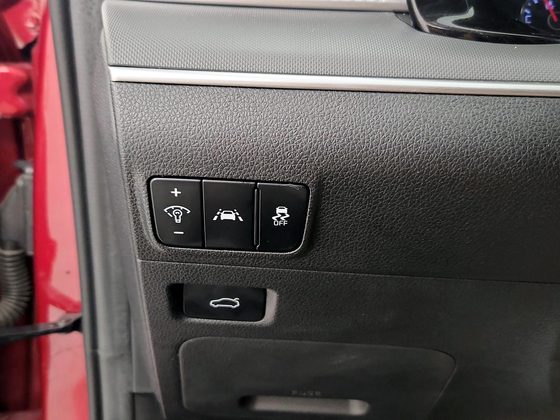 Thumbnail: 2022 Kia K5 - 13