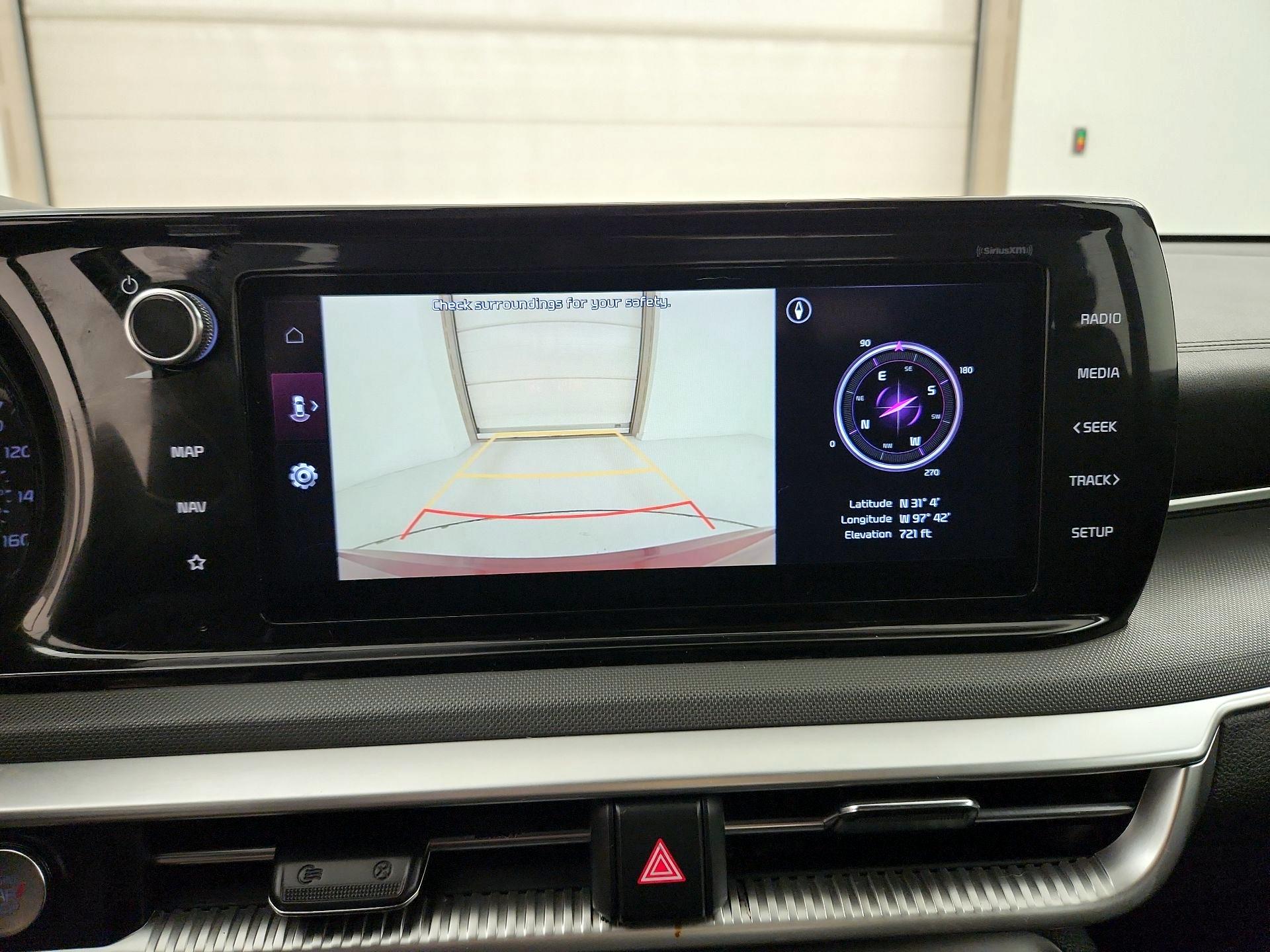 Thumbnail: 2022 Kia K5 - 15