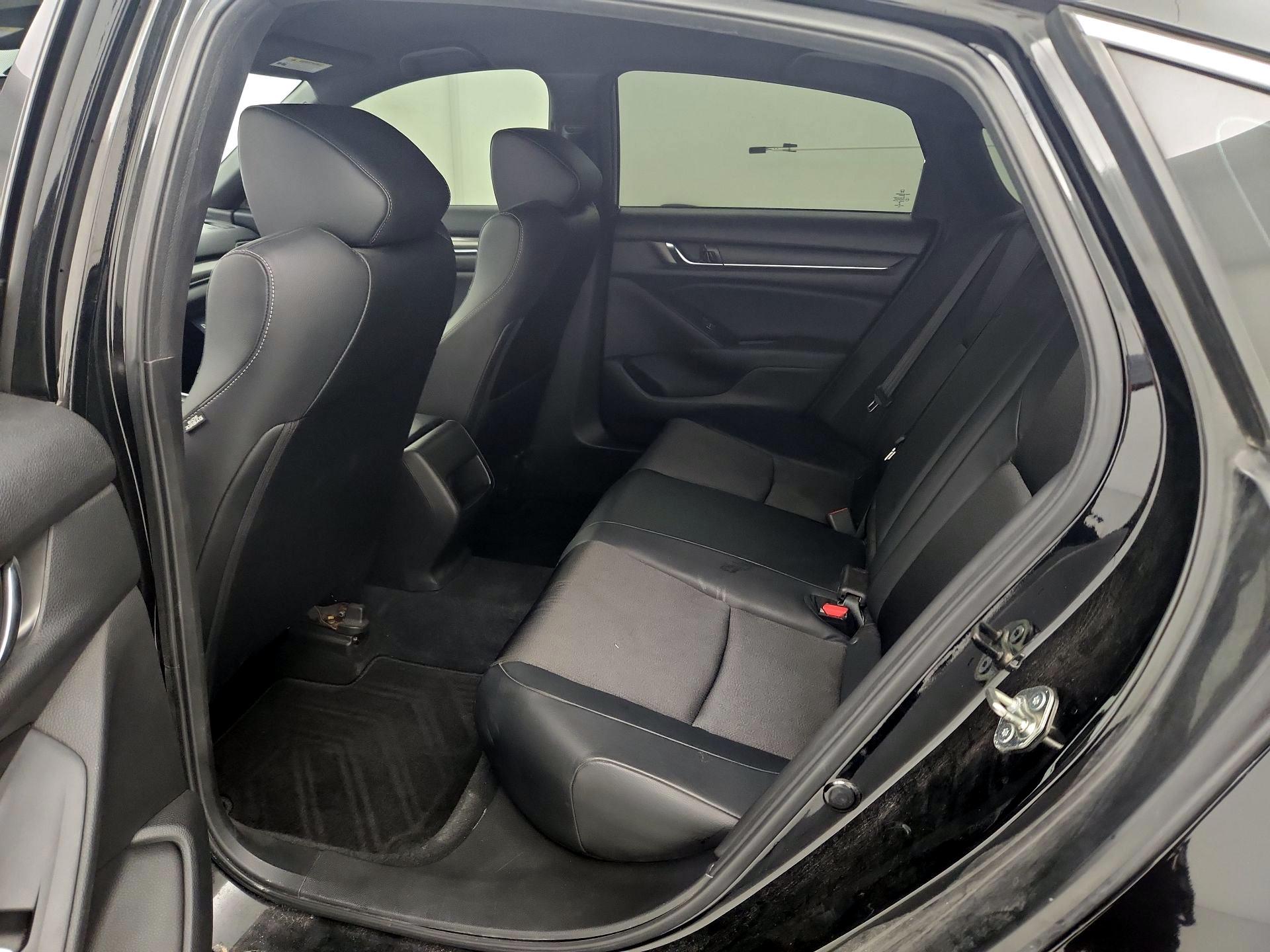 Thumbnail: 2018 Honda Accord - 19