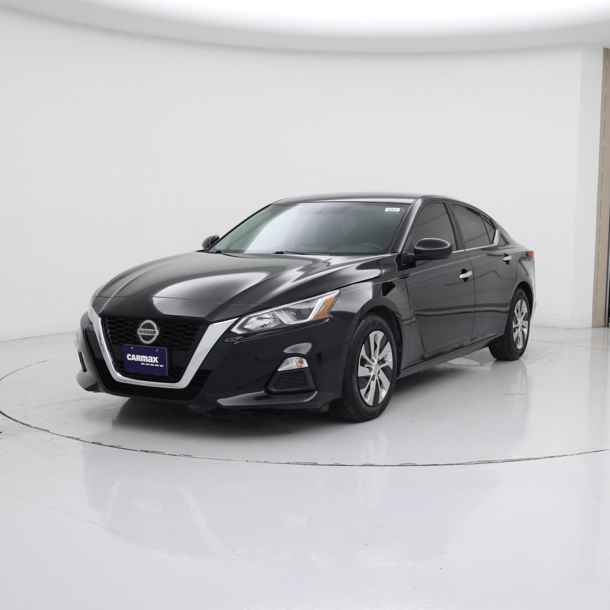 Thumbnail: 2020 Nissan Altima - 4