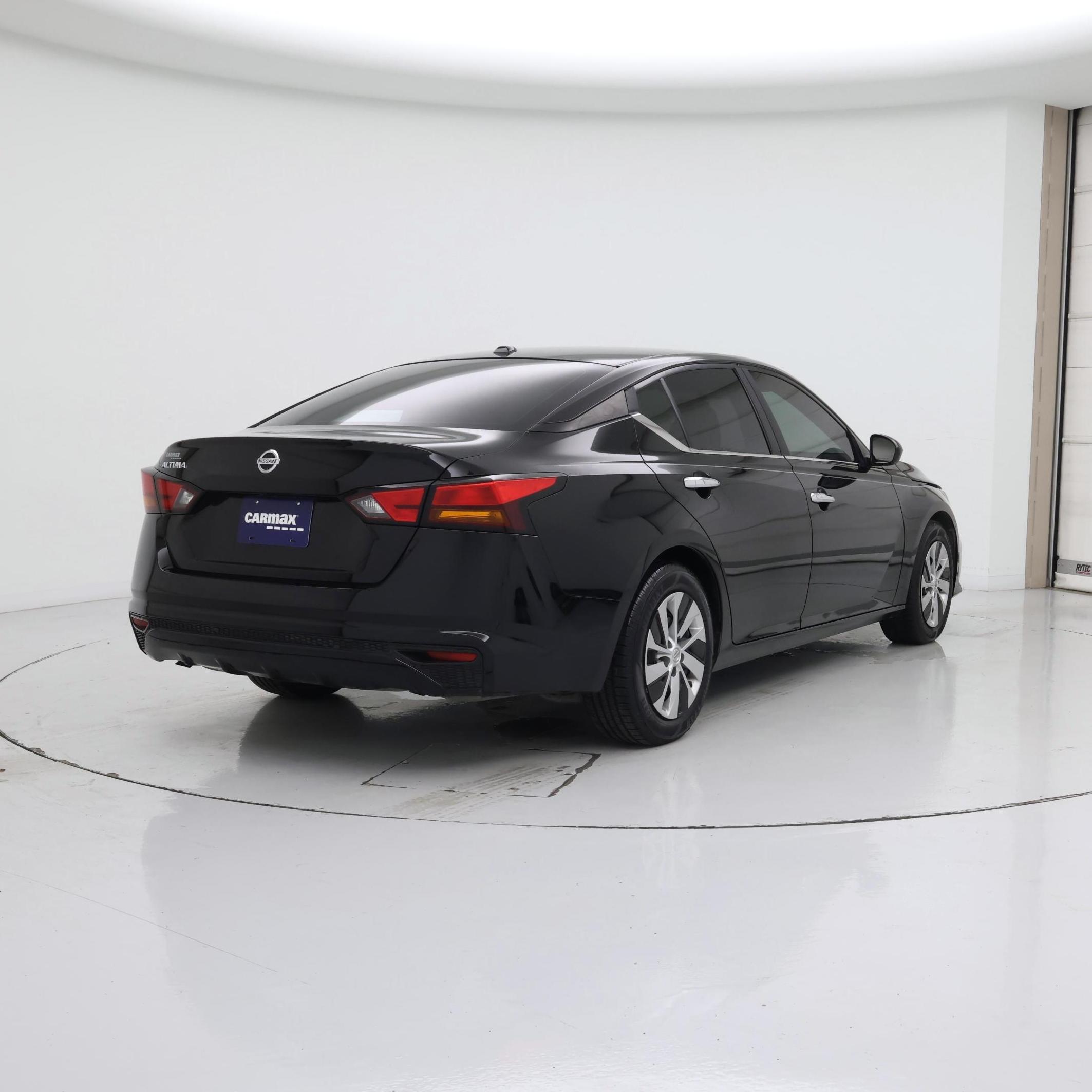 Thumbnail: 2020 Nissan Altima - 8