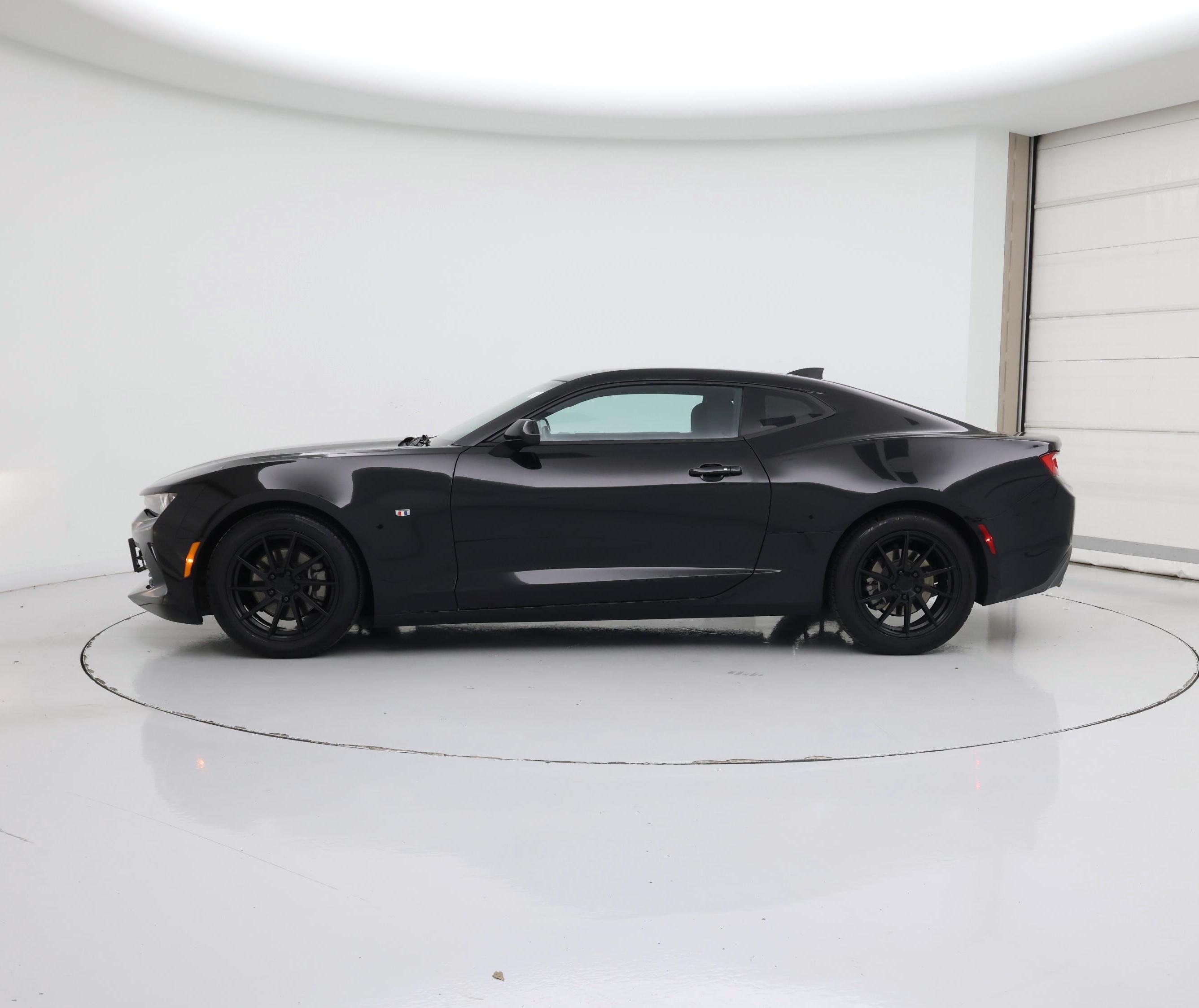 Thumbnail: 2016 Chevrolet Camaro - 3
