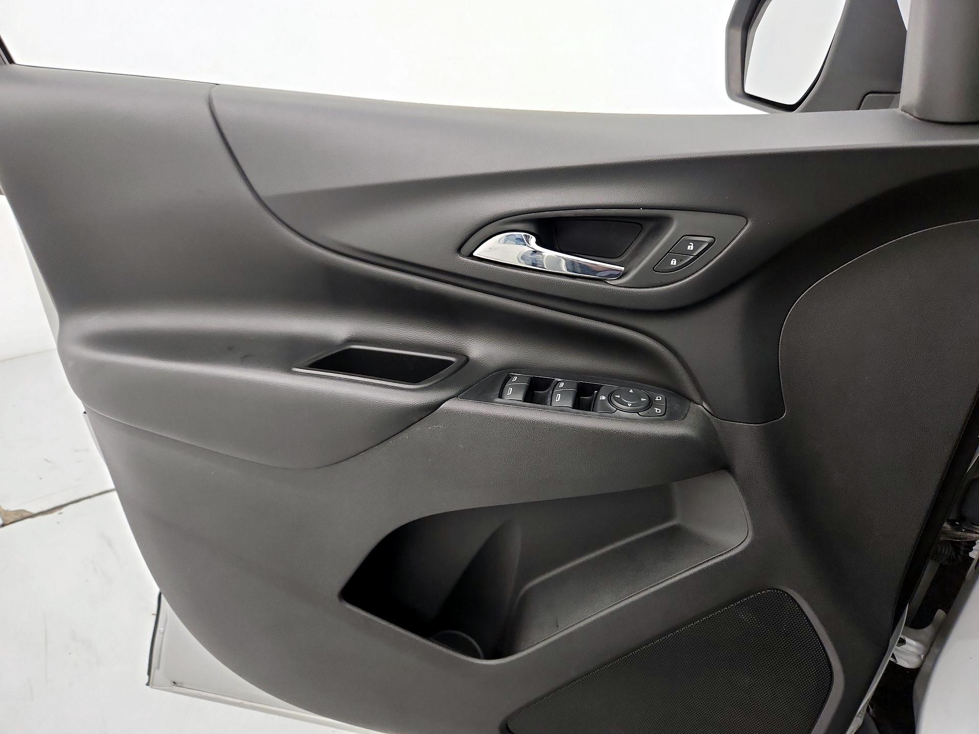 Thumbnail: 2019 Chevrolet Equinox - 12