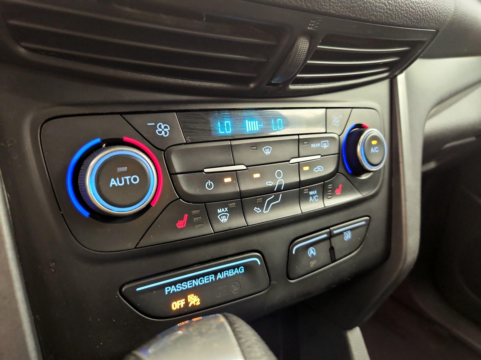 Thumbnail: 2017 Ford Escape - 16