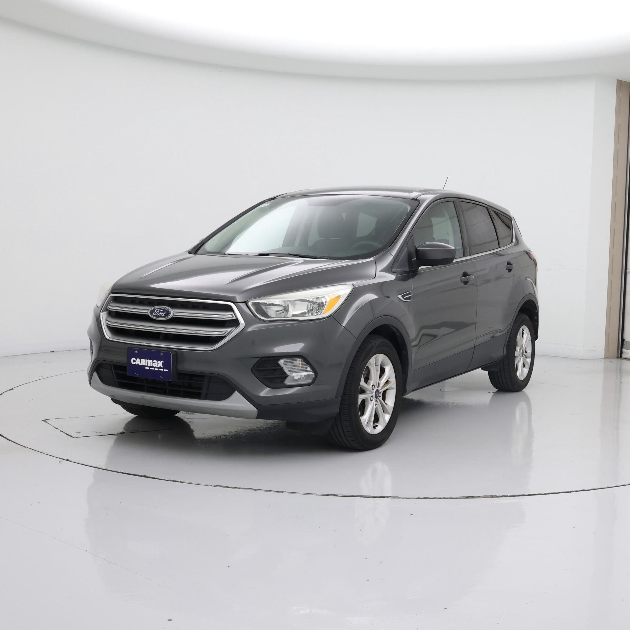 Thumbnail: 2017 Ford Escape - 4
