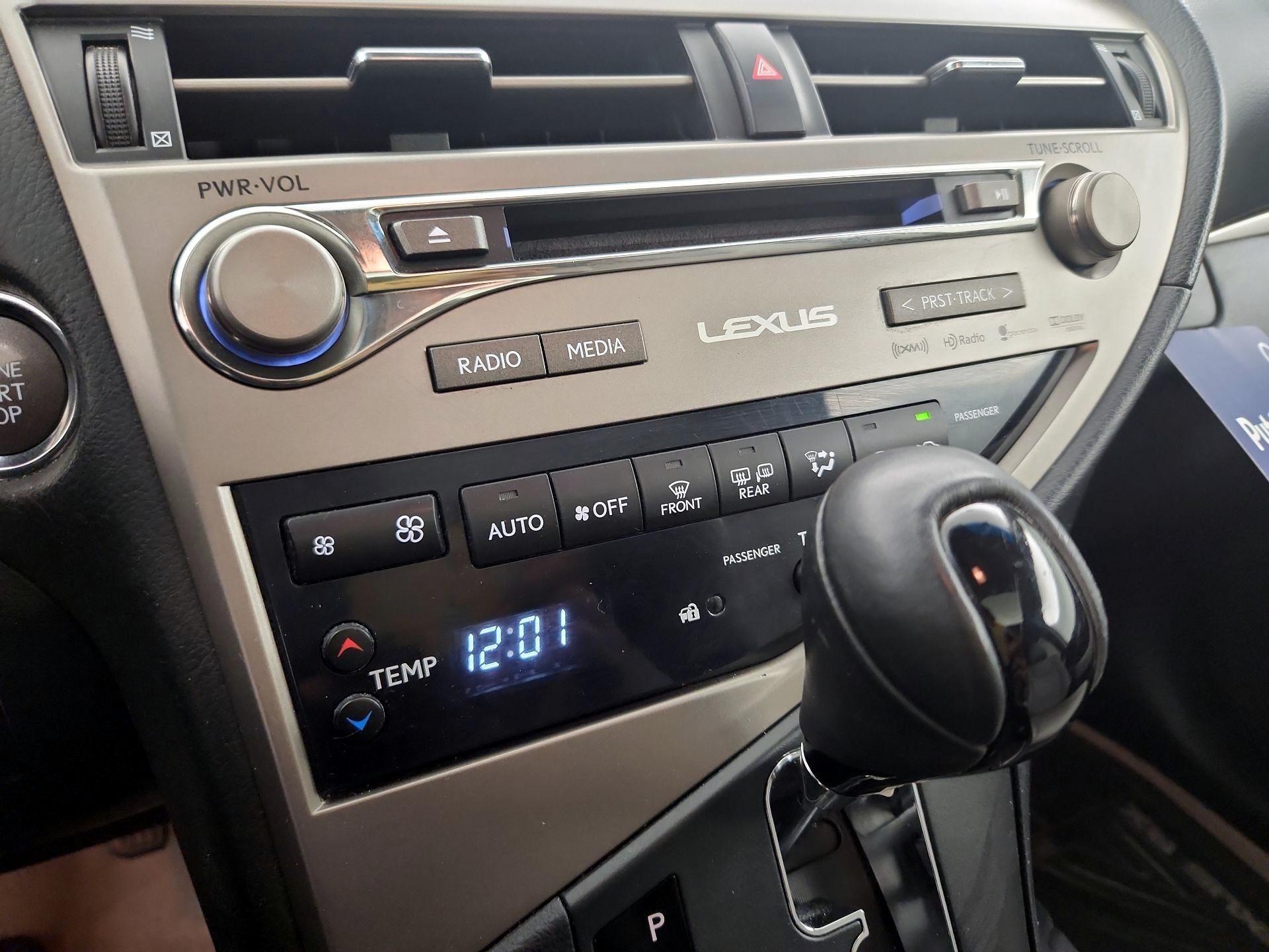 Thumbnail: 2015 Lexus RX - 17