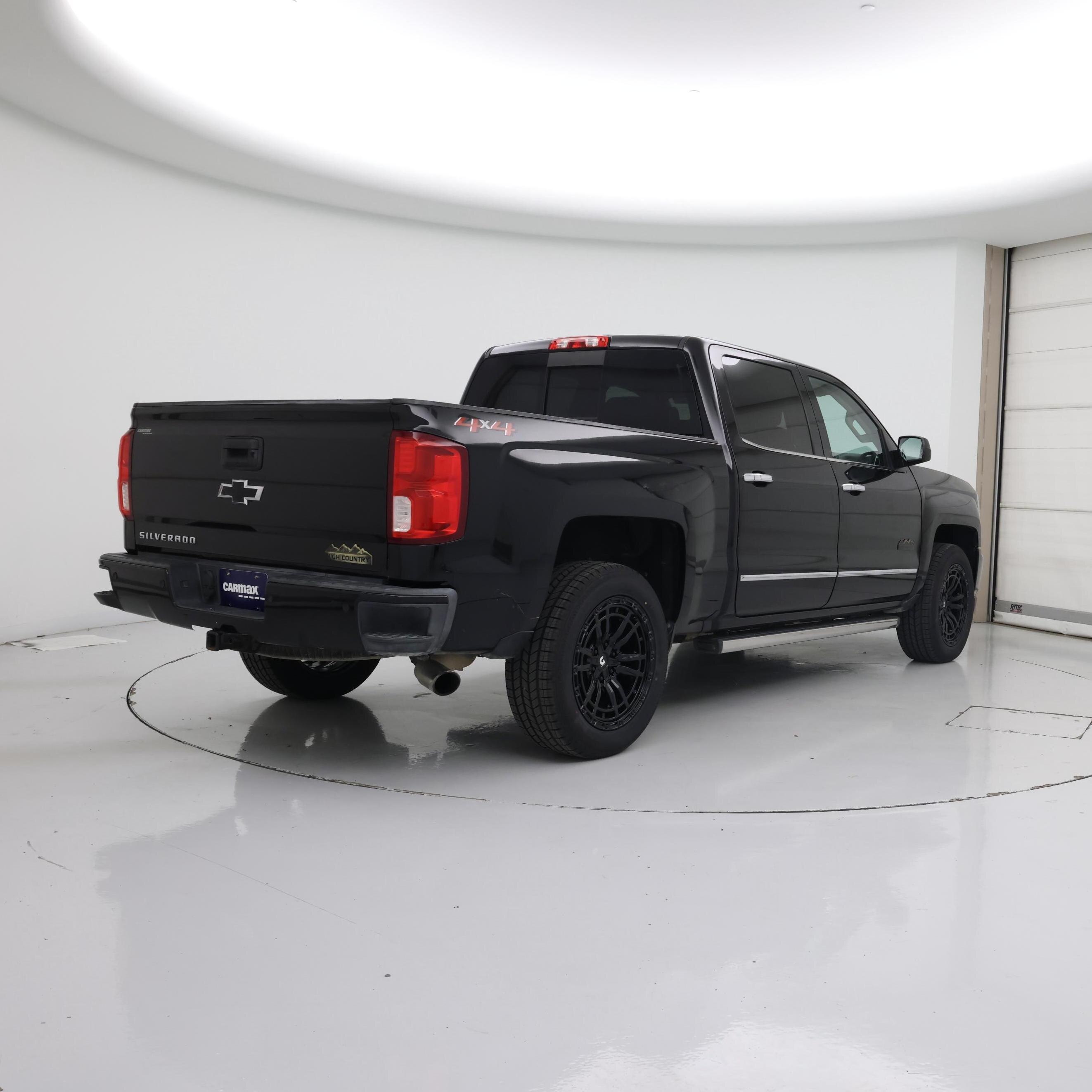 Thumbnail: 2018 Chevrolet Silverado 1500 - 8