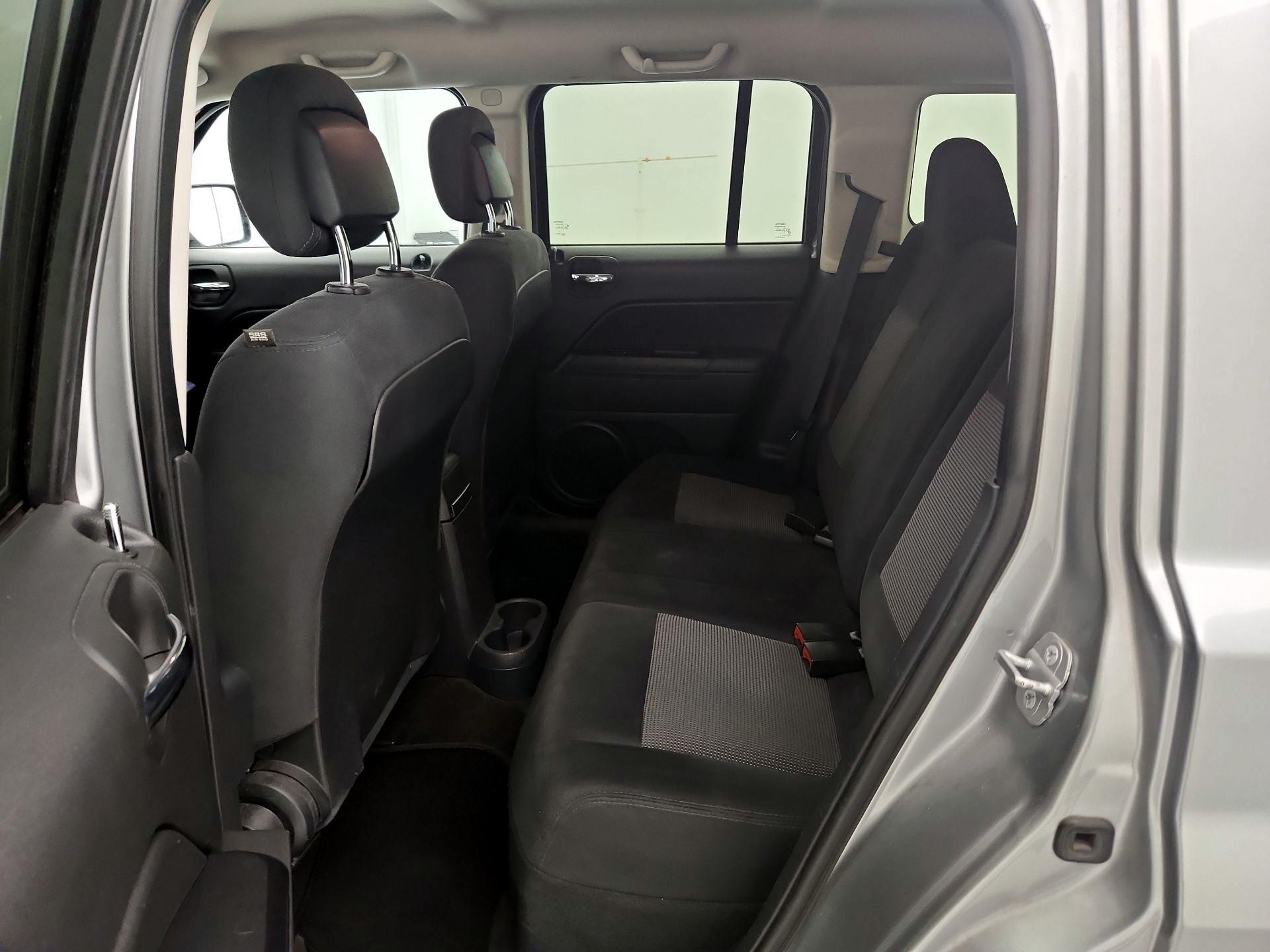 Thumbnail: 2014 Jeep Patriot - 16