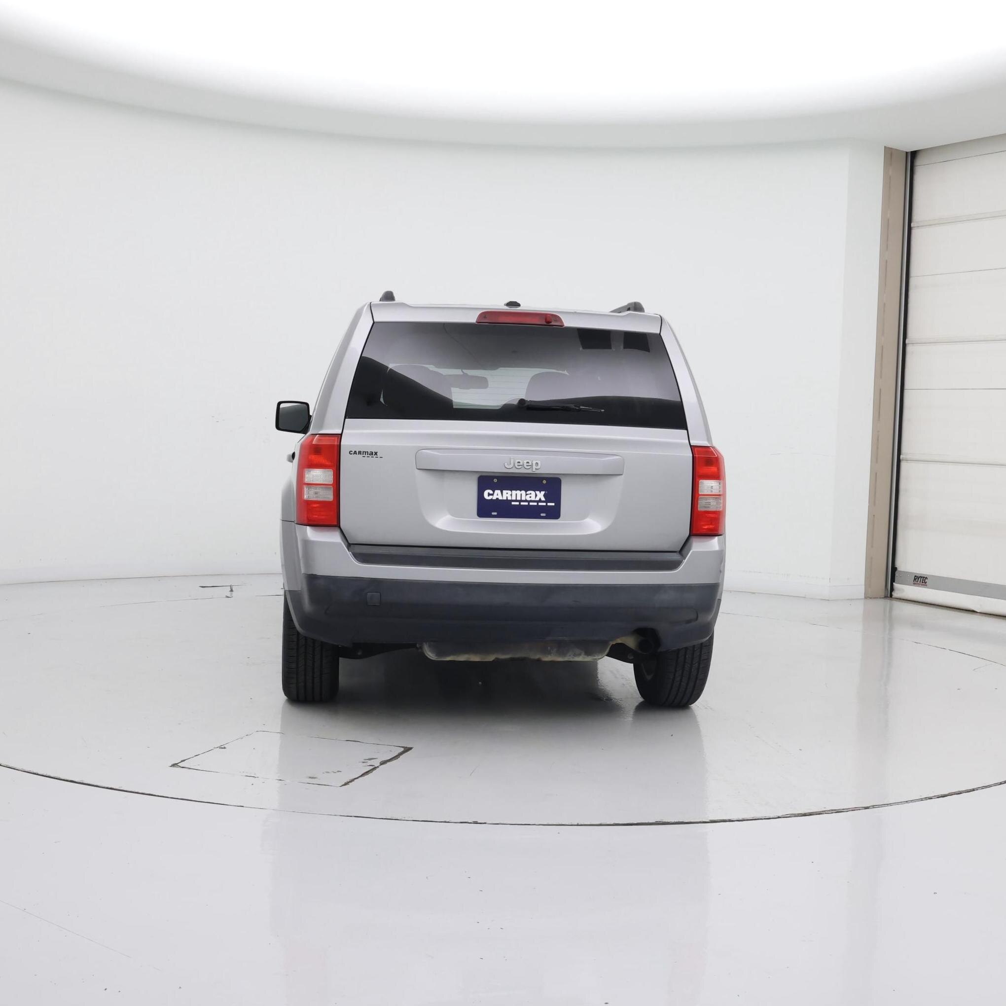 Thumbnail: 2014 Jeep Patriot - 6