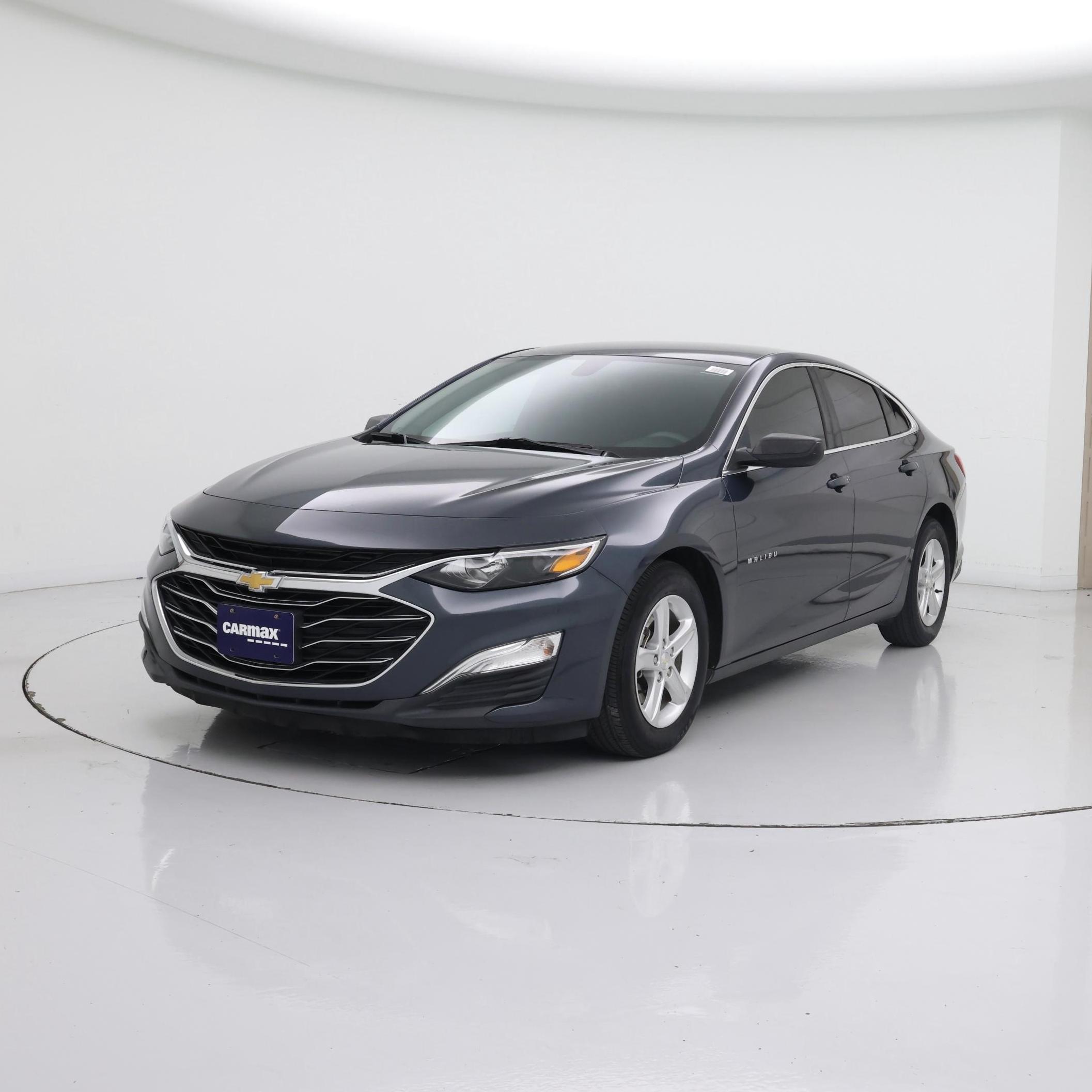 Thumbnail: 2020 Chevrolet Malibu - 4
