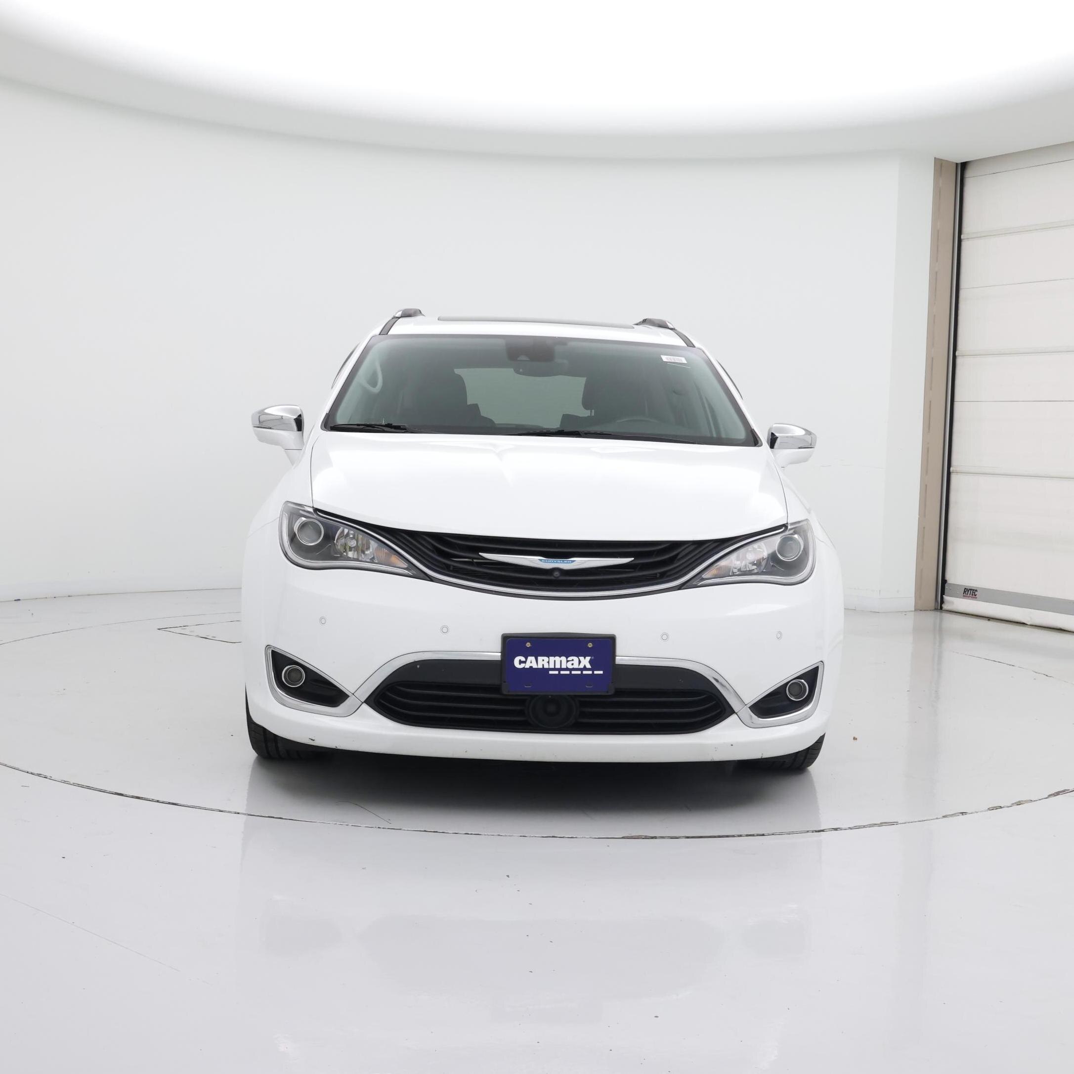 Thumbnail: 2019 Chrysler Pacifica - 5