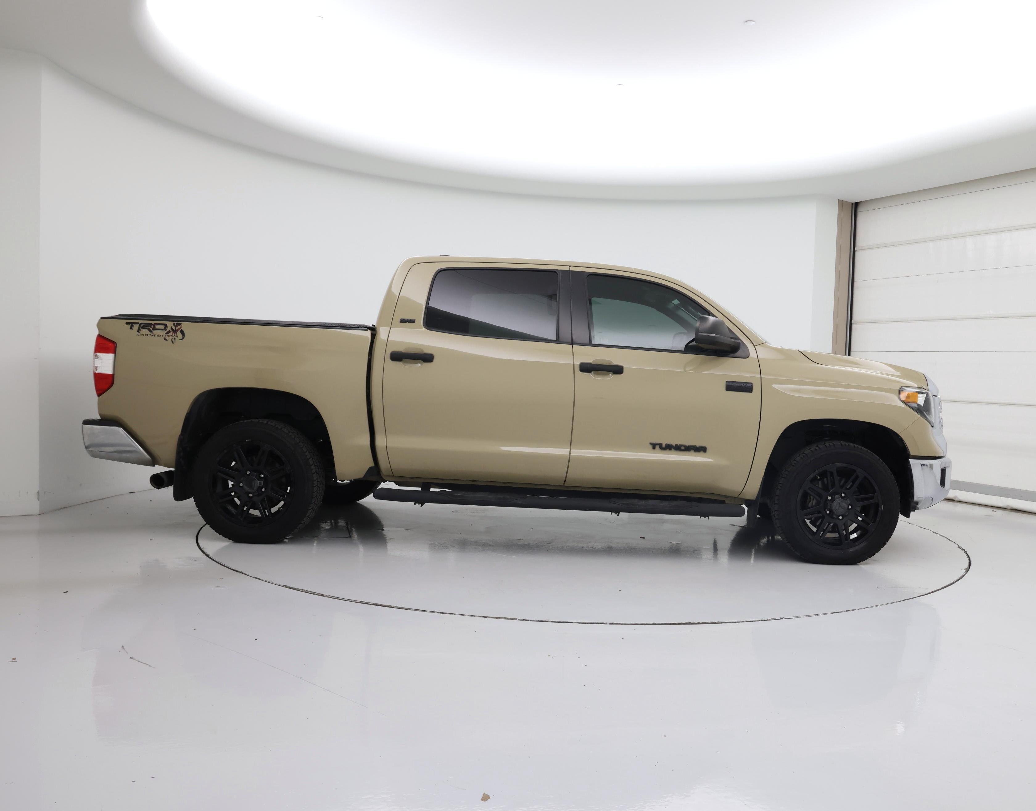 Thumbnail: 2020 Toyota Tundra - 7