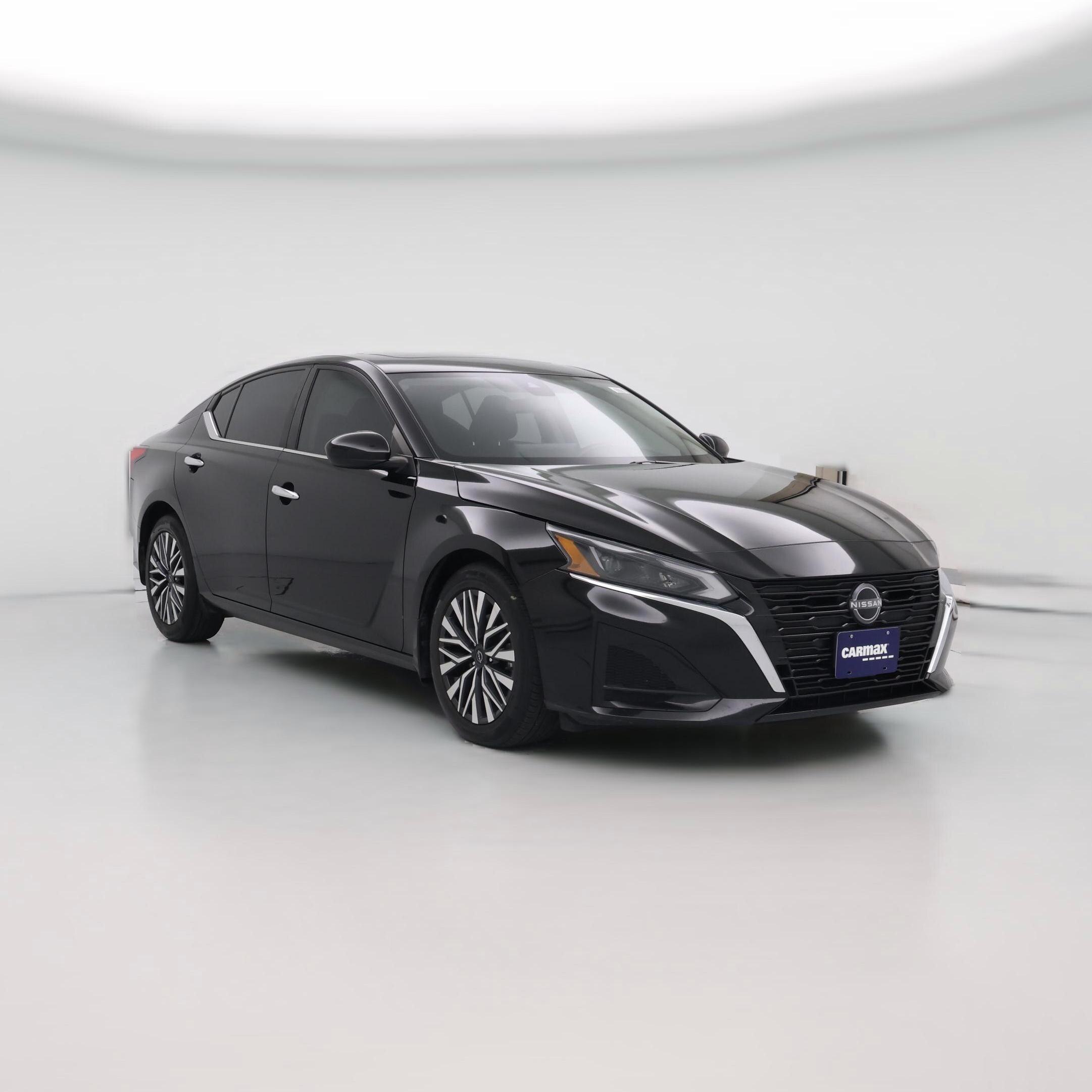 Thumbnail: 2023 Nissan Altima - 1