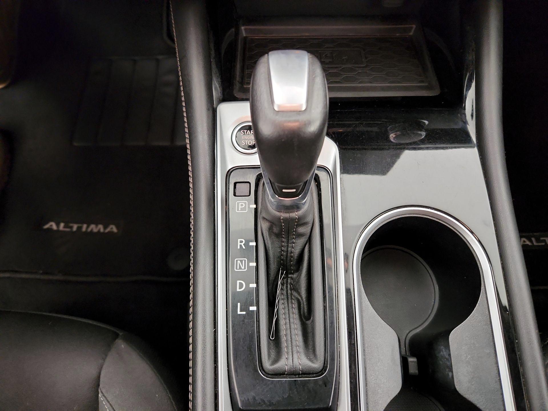 Thumbnail: 2023 Nissan Altima - 18