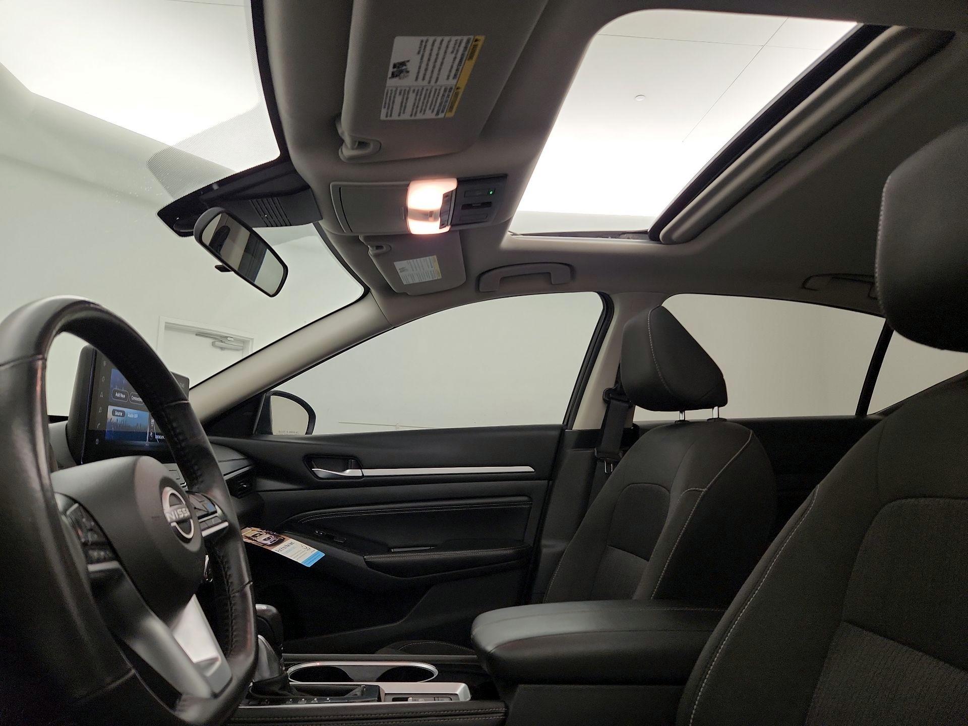 Thumbnail: 2023 Nissan Altima - 20