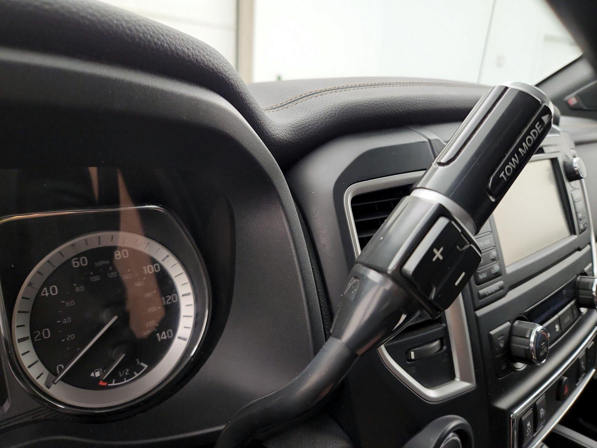 Thumbnail: 2018 Nissan Titan - 18
