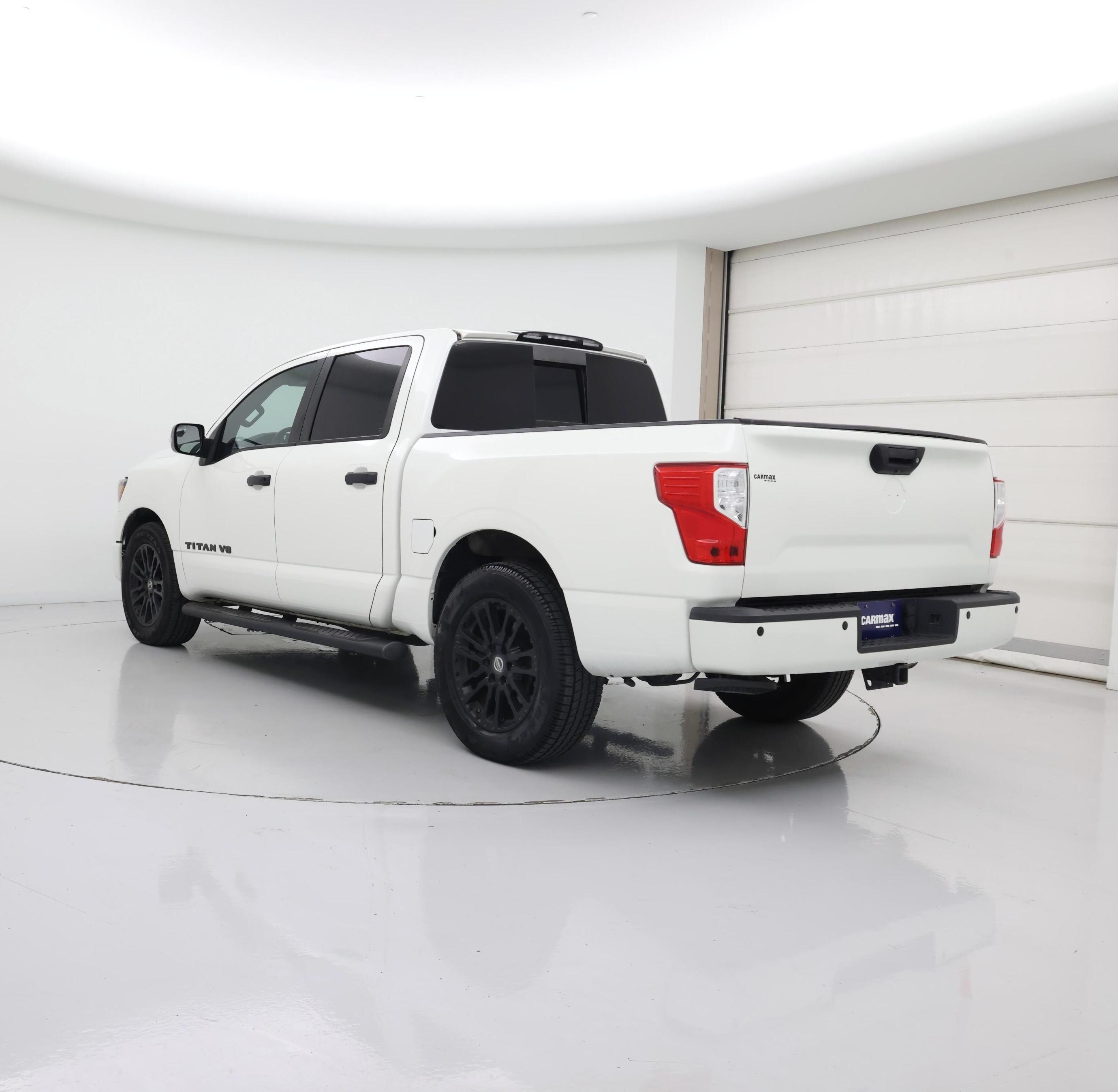 Thumbnail: 2018 Nissan Titan - 2