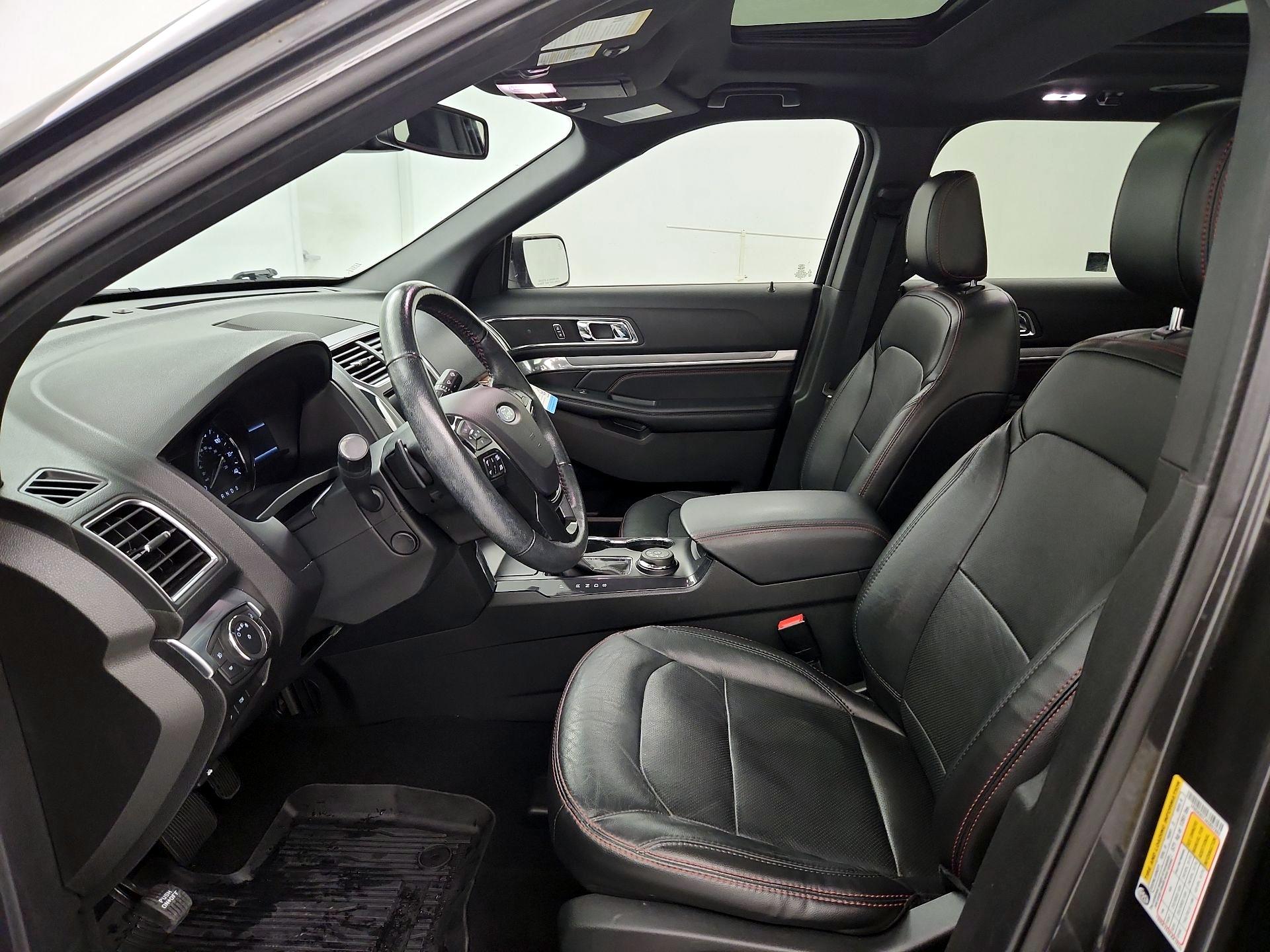 Thumbnail: 2019 Ford Explorer - 11