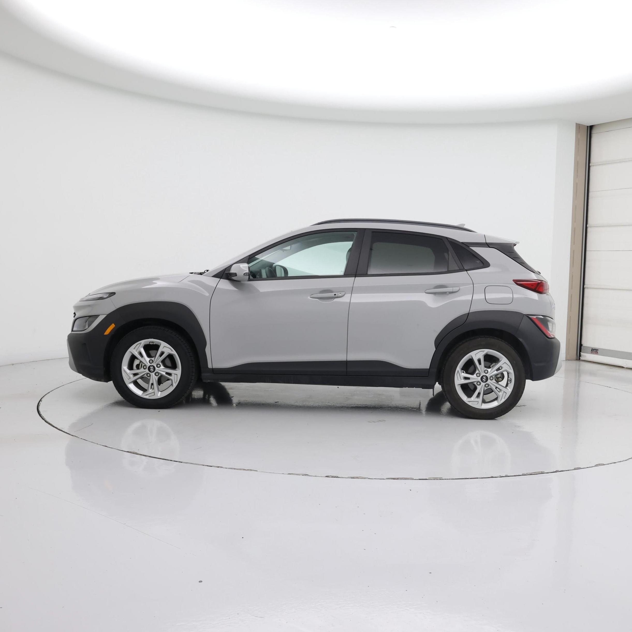 Thumbnail: 2022 Hyundai Kona - 3