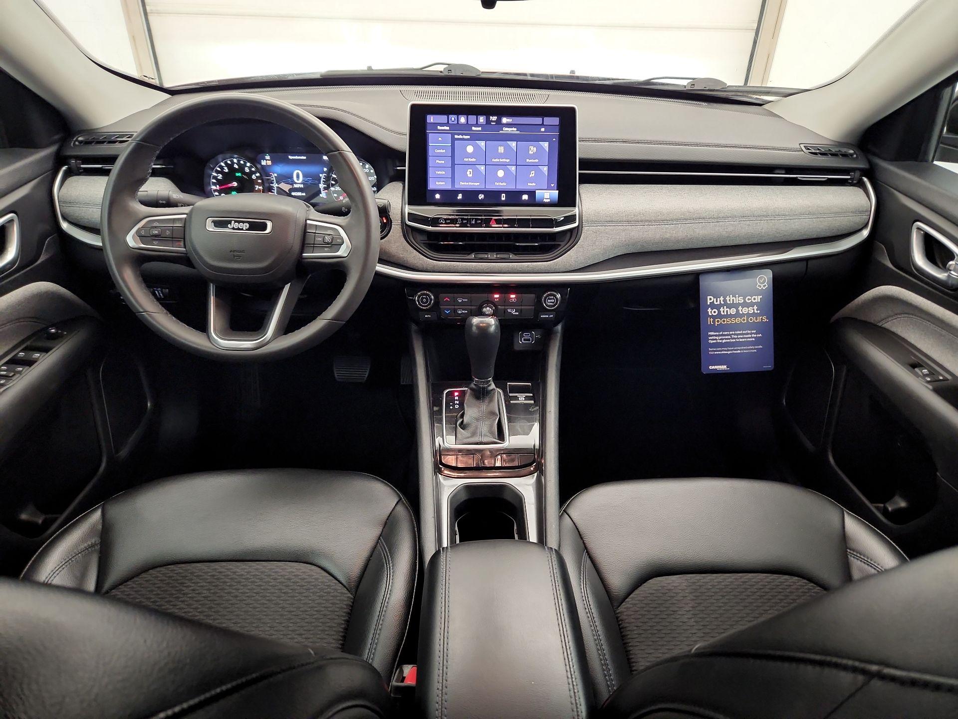 Thumbnail: 2022 Jeep Compass - 9