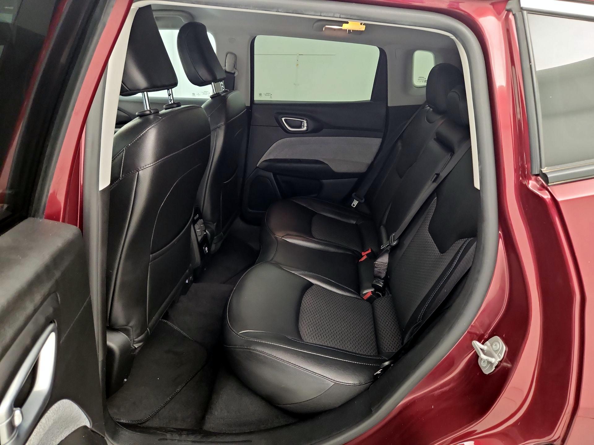 Thumbnail: 2022 Jeep Compass - 19