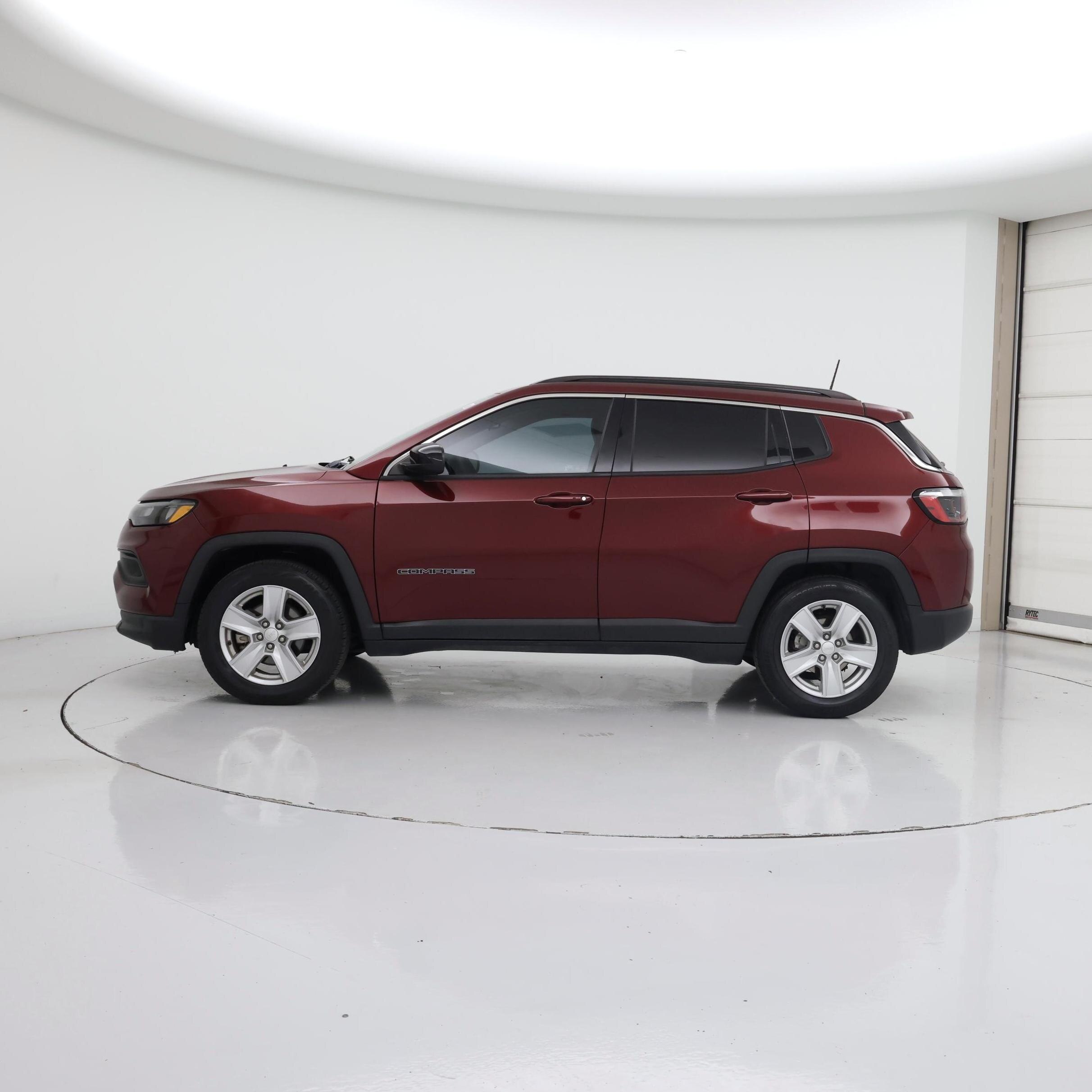 Thumbnail: 2022 Jeep Compass - 3
