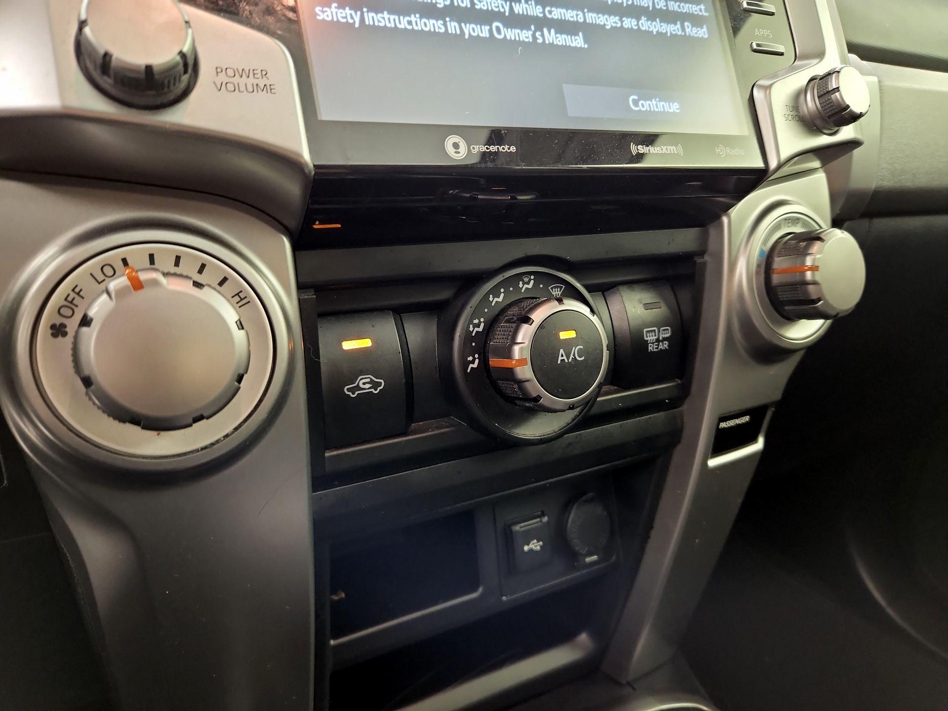 Thumbnail: 2021 Toyota 4Runner - 17