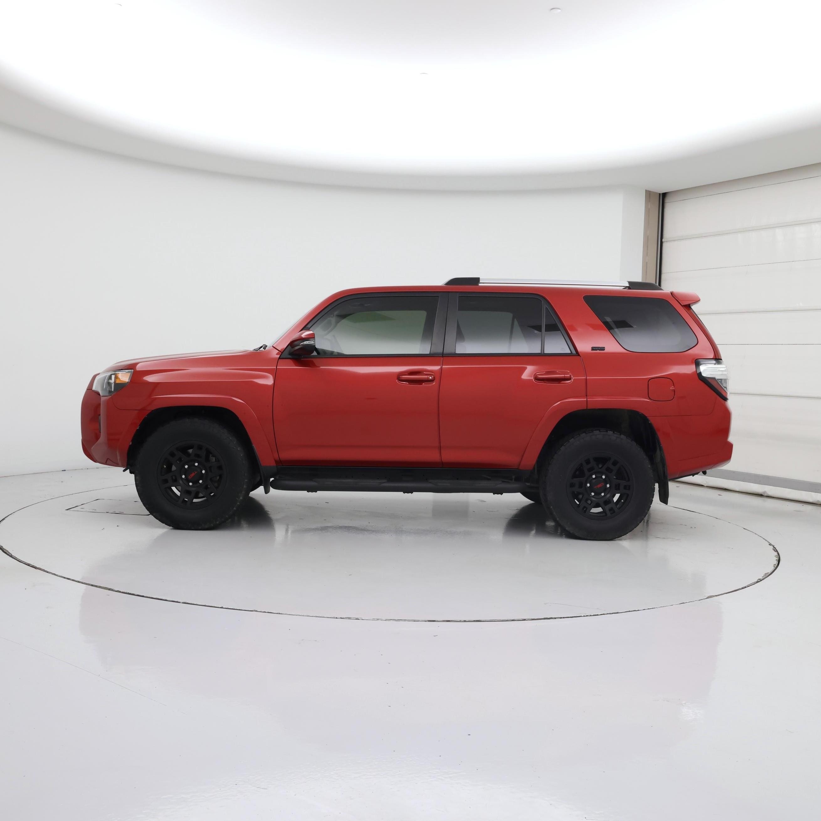 Thumbnail: 2021 Toyota 4Runner - 3