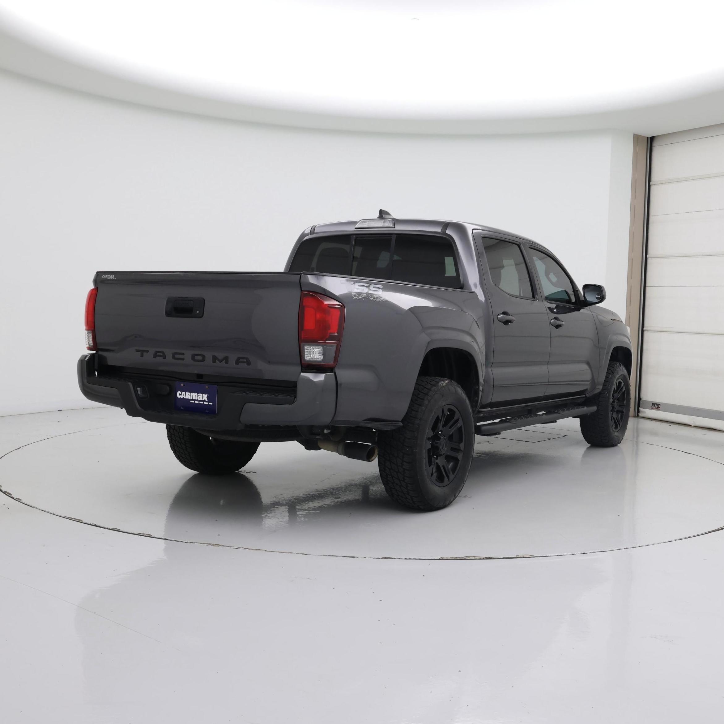 Thumbnail: 2022 Toyota Tacoma - 8