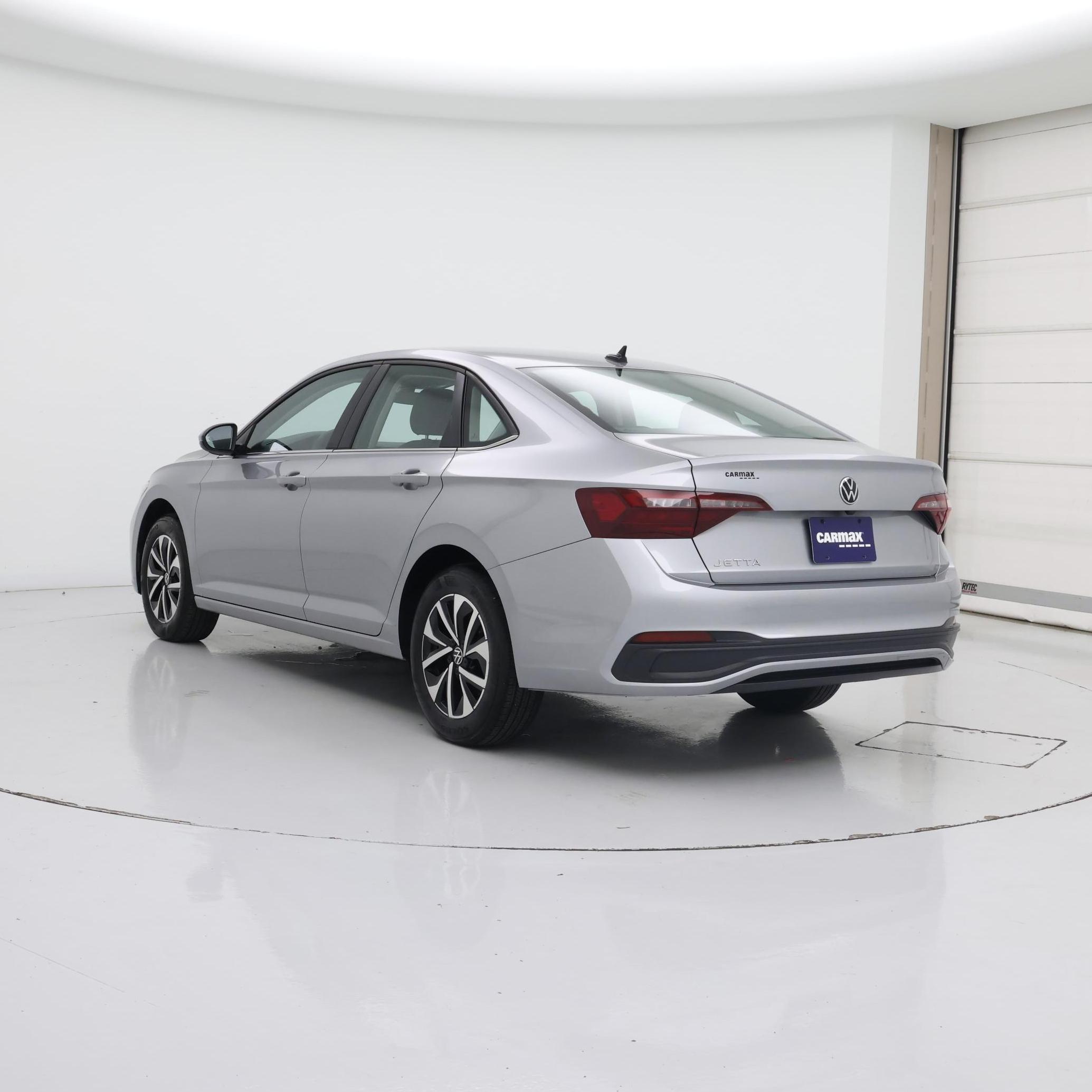 Thumbnail: 2023 Volkswagen Jetta - 2