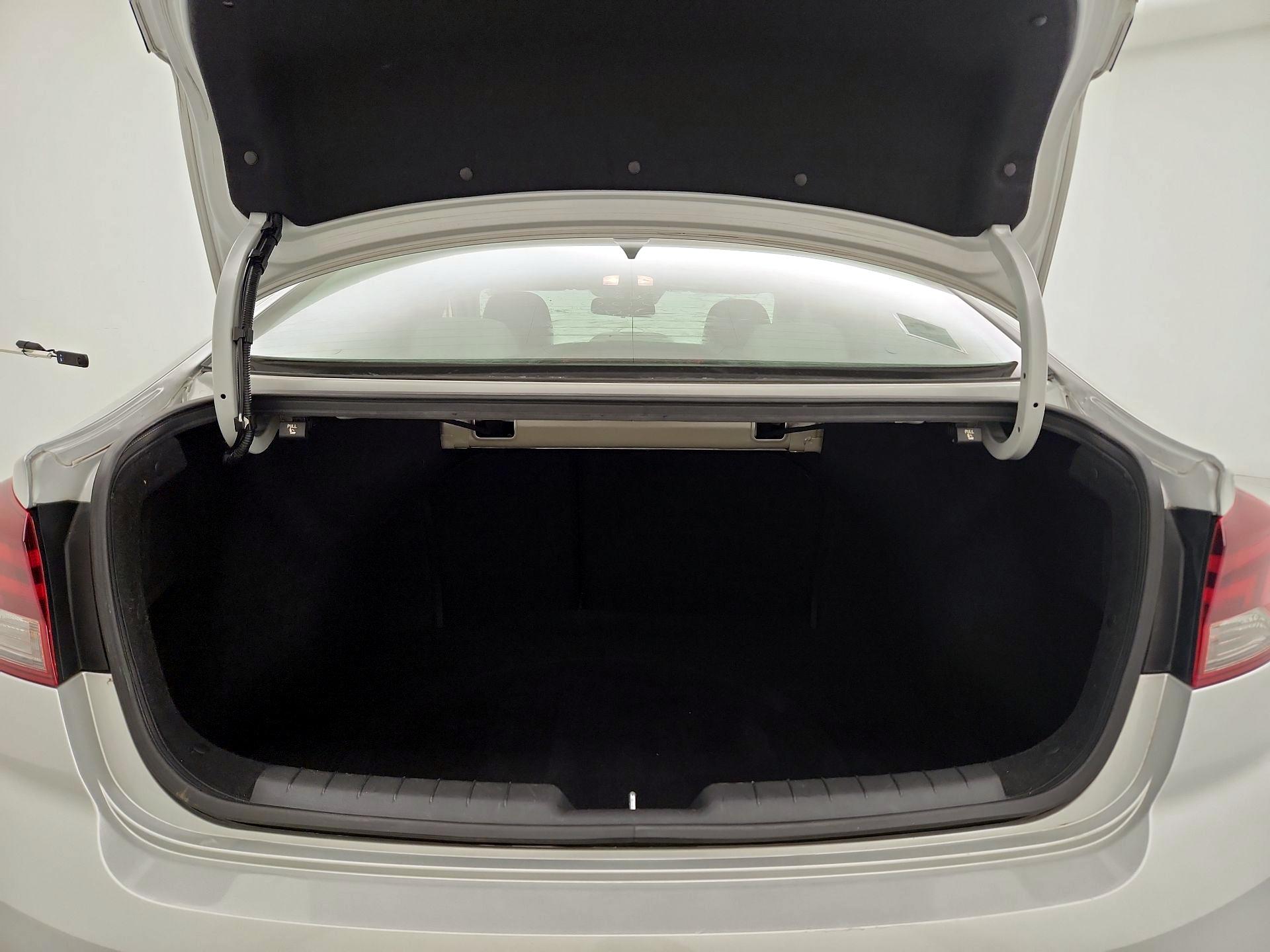 Thumbnail: 2019 Hyundai Elantra - 20