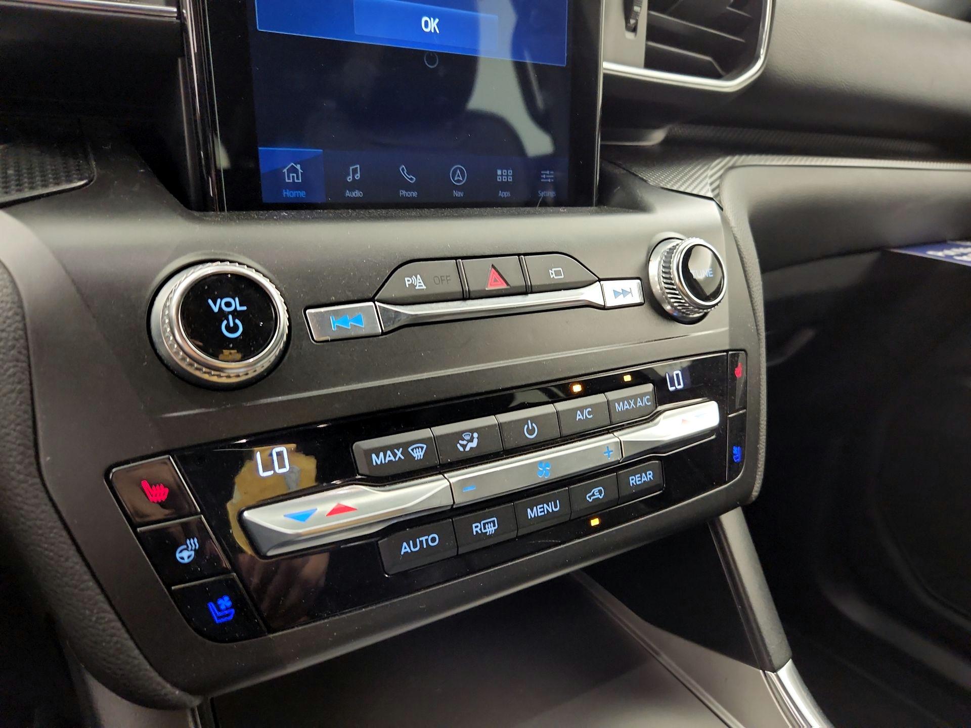 Thumbnail: 2020 Ford Explorer - 17