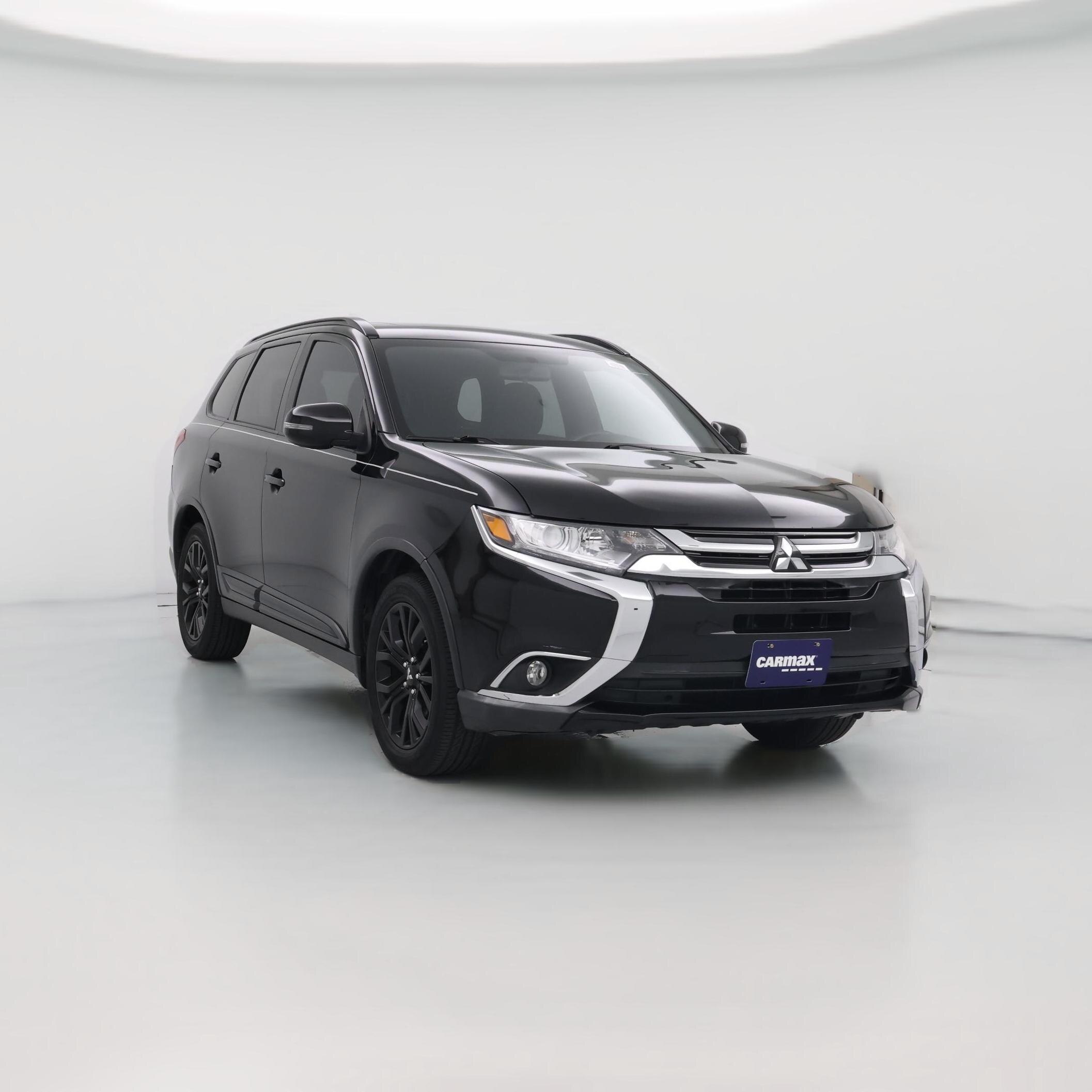 Thumbnail: 2018 Mitsubishi Outlander - 1