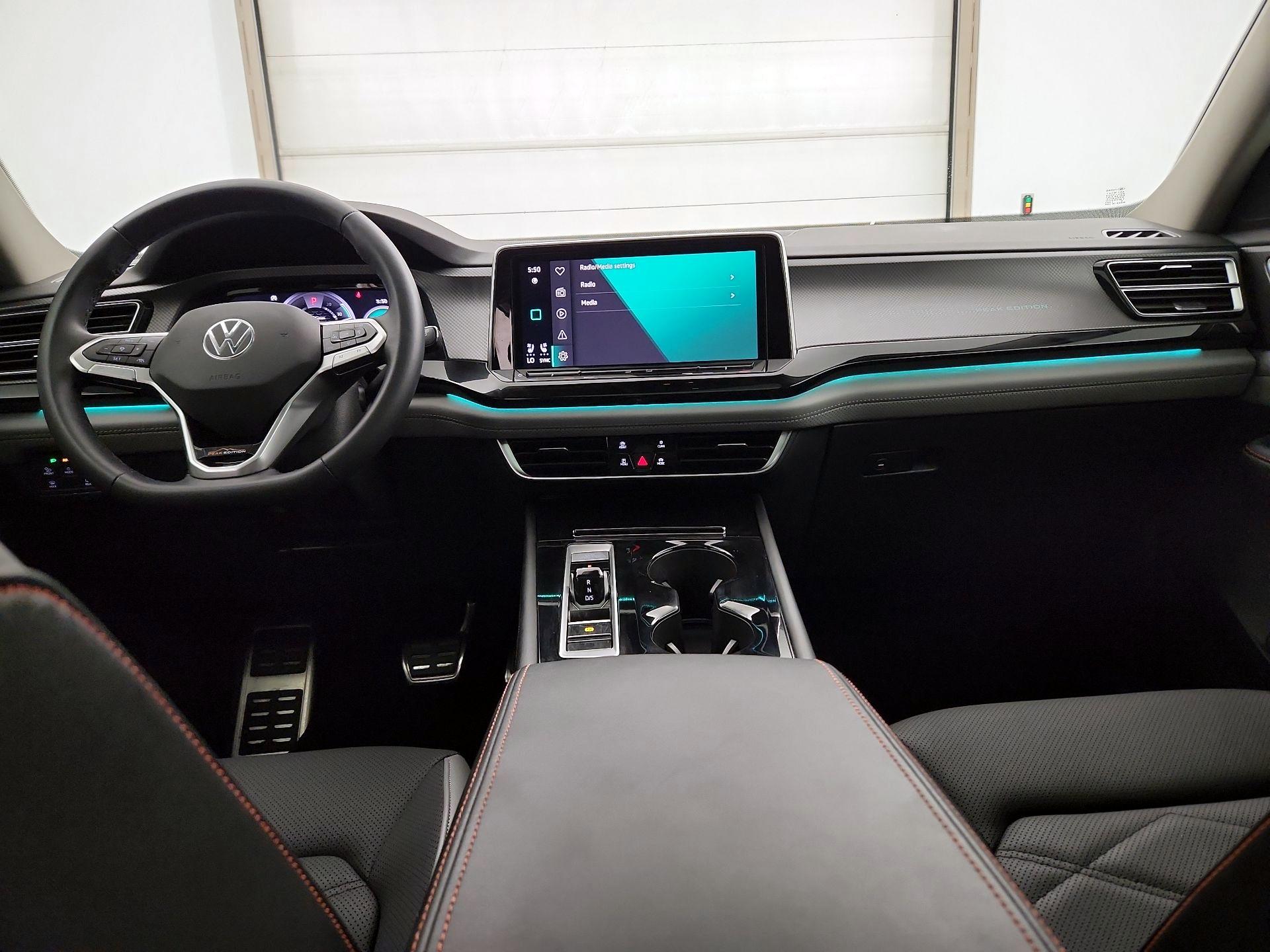 Thumbnail: 2024 Volkswagen Atlas - 9