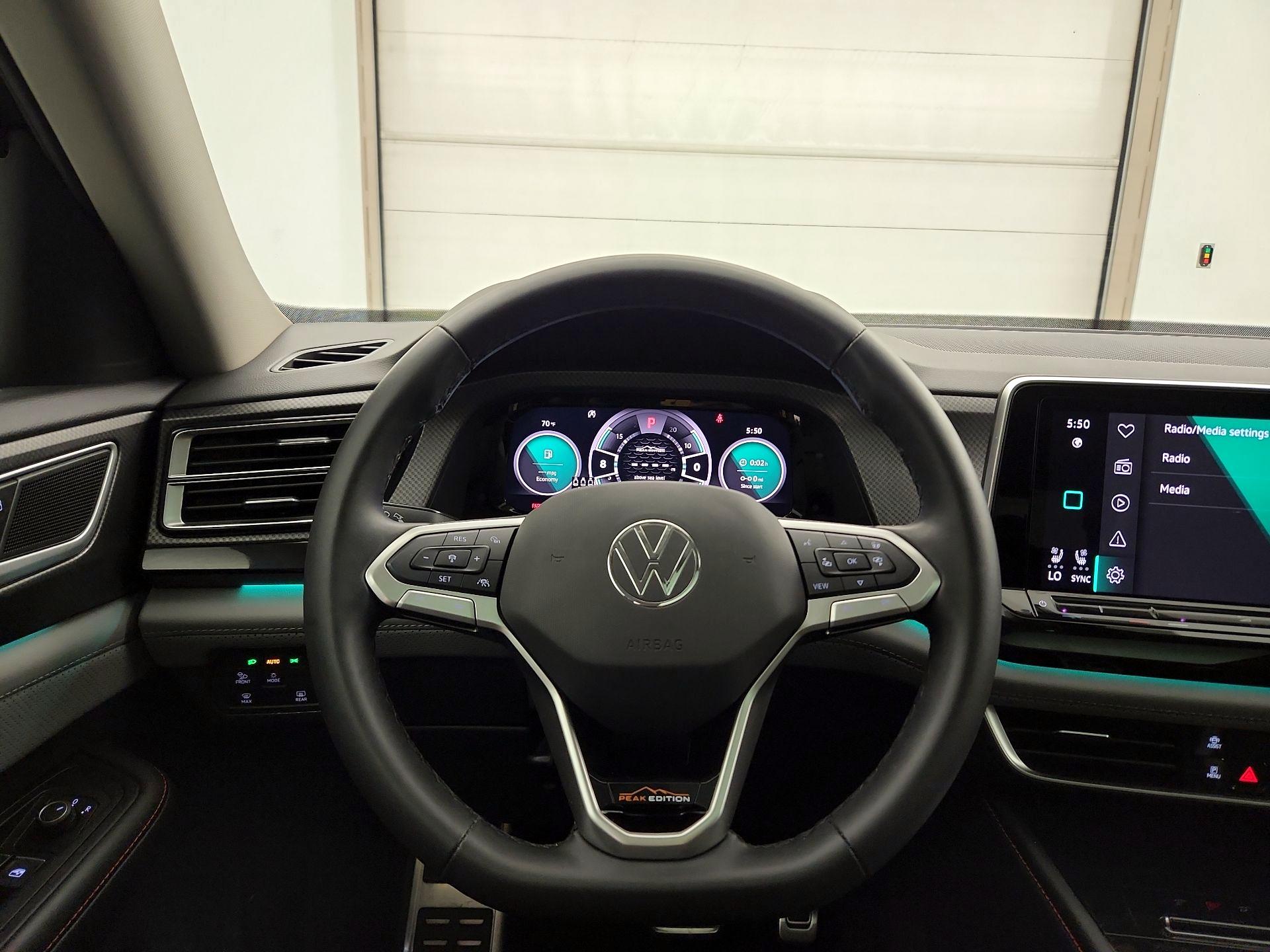 Thumbnail: 2024 Volkswagen Atlas - 10