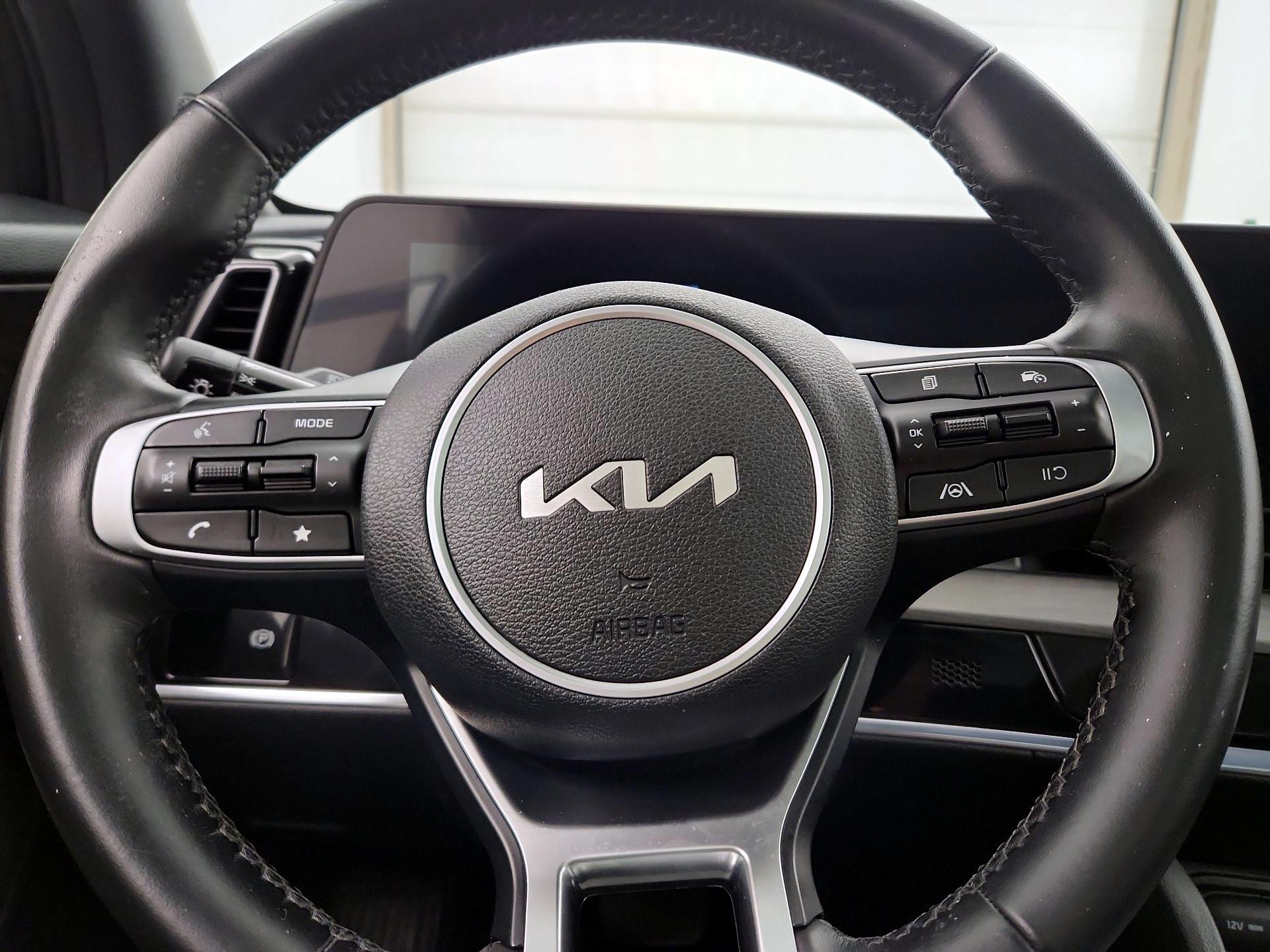 Thumbnail: 2023 Kia Sportage - 10