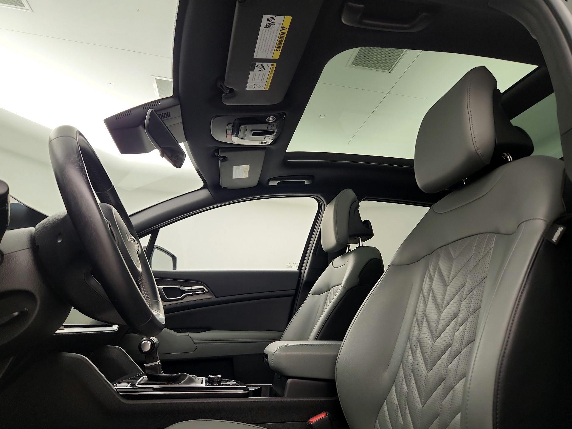 Thumbnail: 2023 Kia Sportage - 20