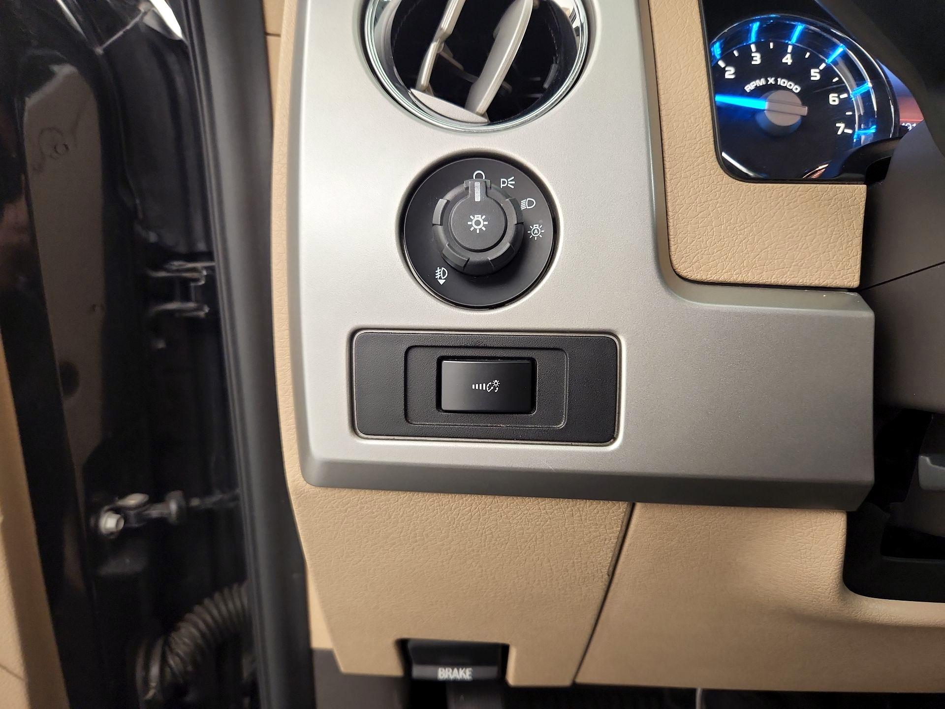 Thumbnail: 2013 Ford F-150 - 13