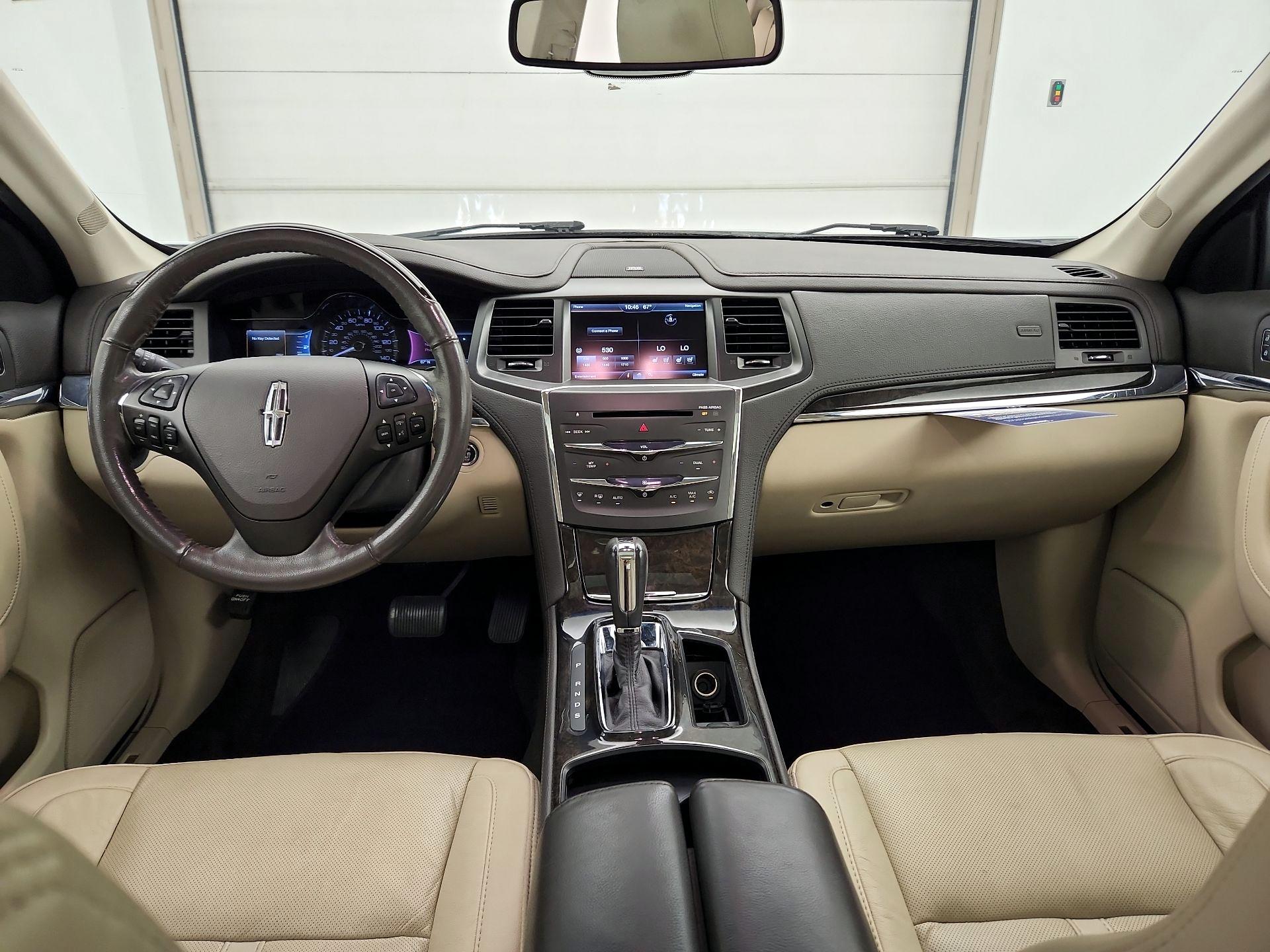 Thumbnail: 2014 Lincoln MKS - 9