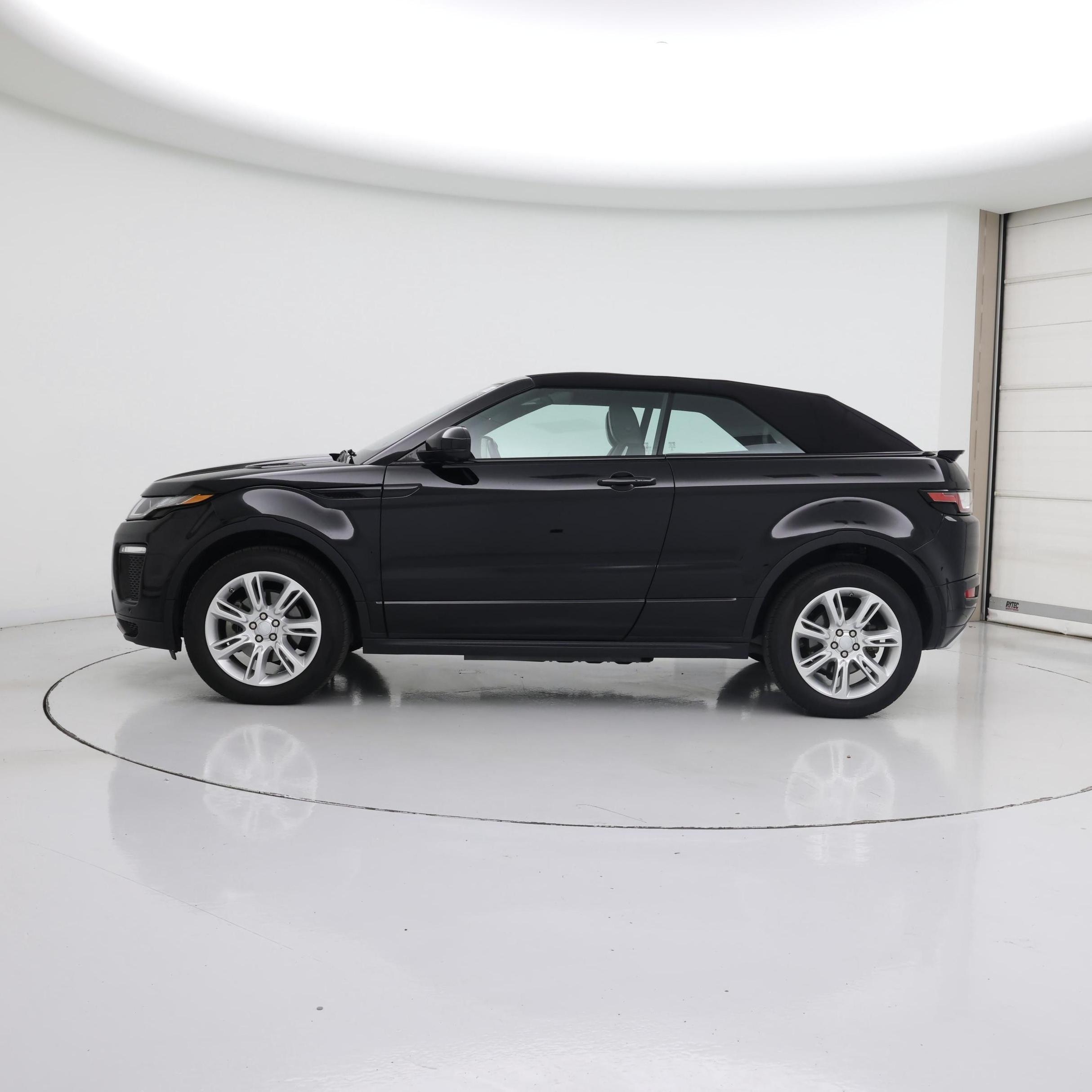 Thumbnail: 2018 Land Rover Range Rover Evoque - 3