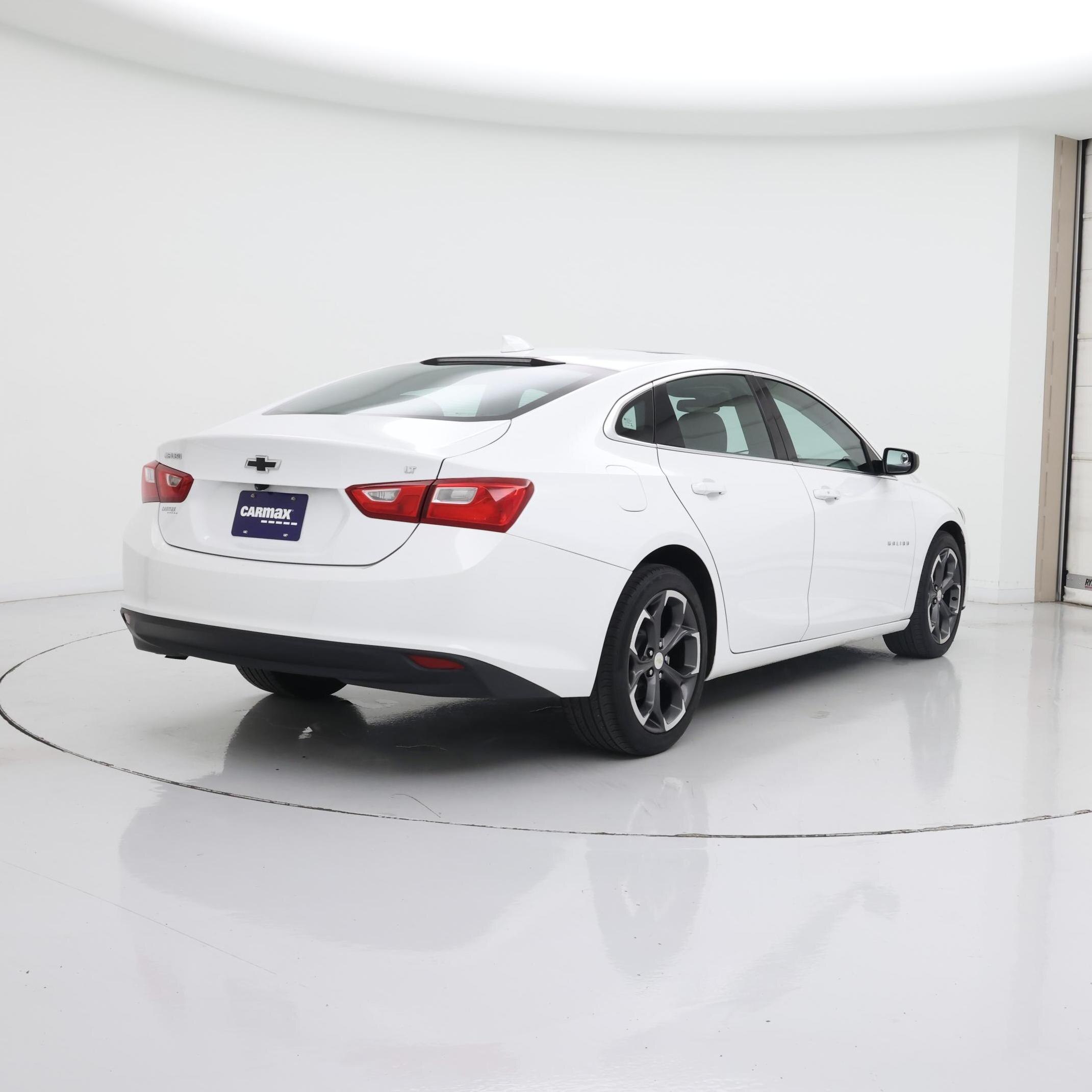 Thumbnail: 2023 Chevrolet Malibu - 8