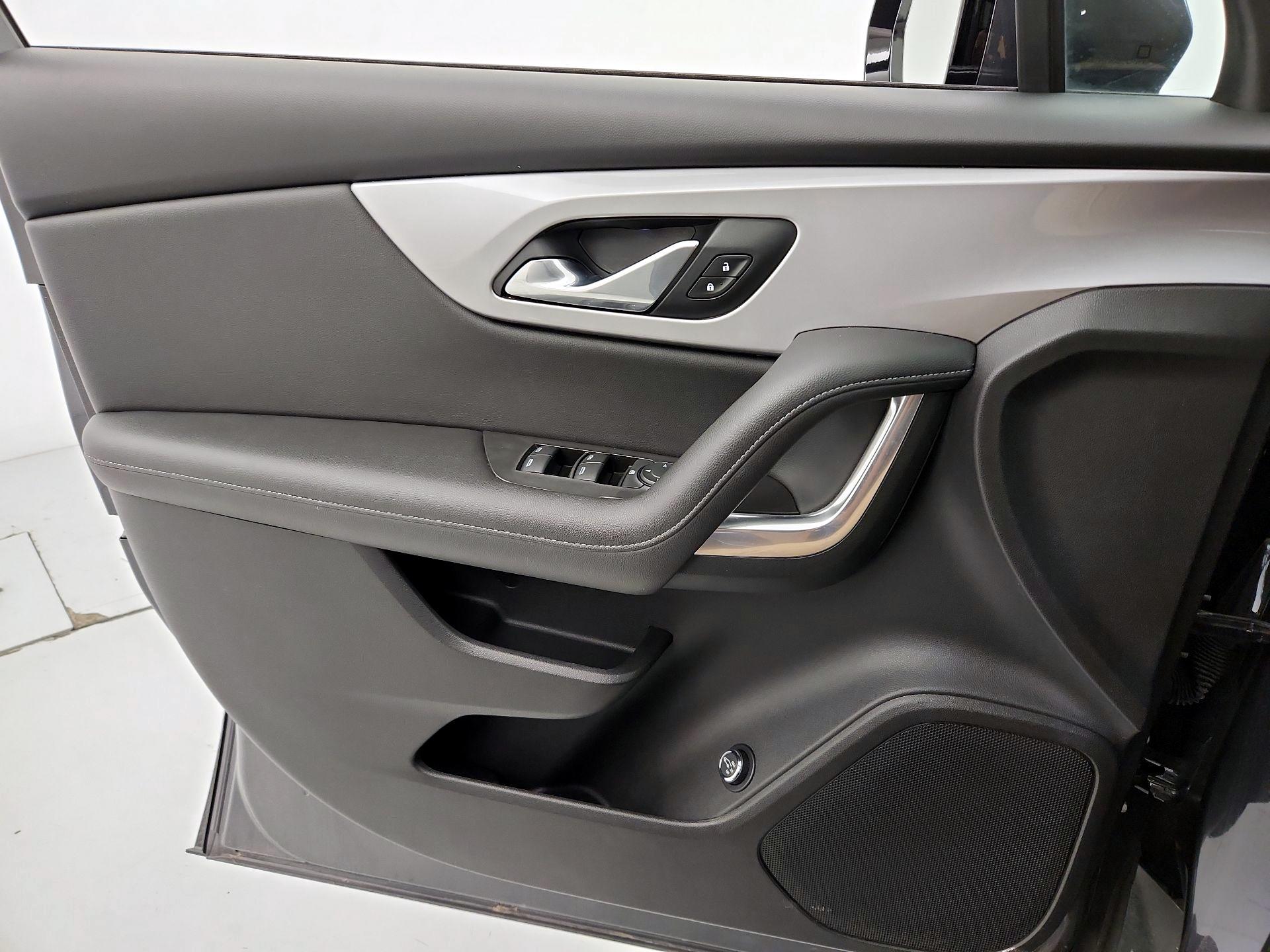 Thumbnail: 2021 Chevrolet Blazer - 12