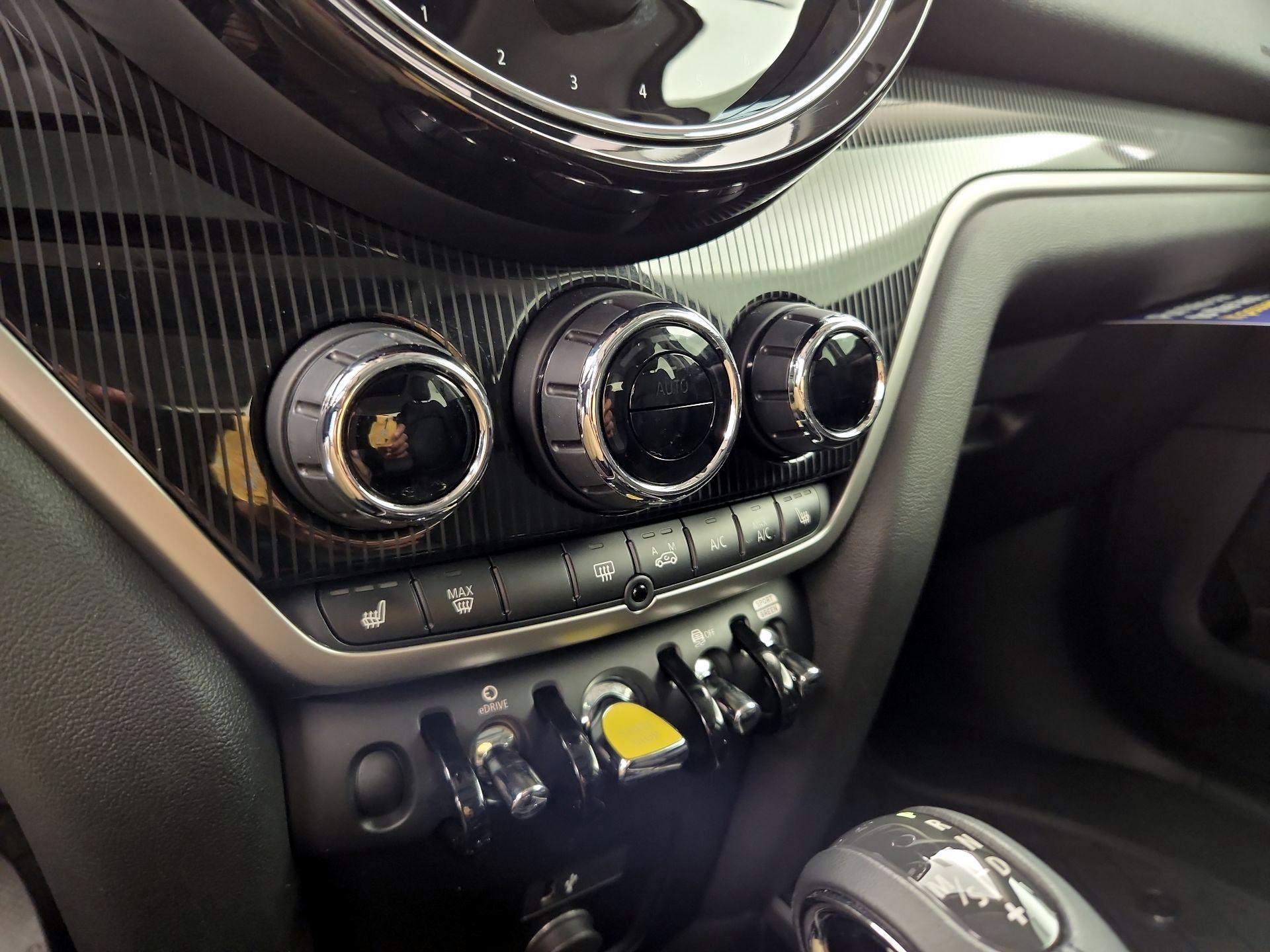 Thumbnail: 2022 MINI Cooper Countryman - 17