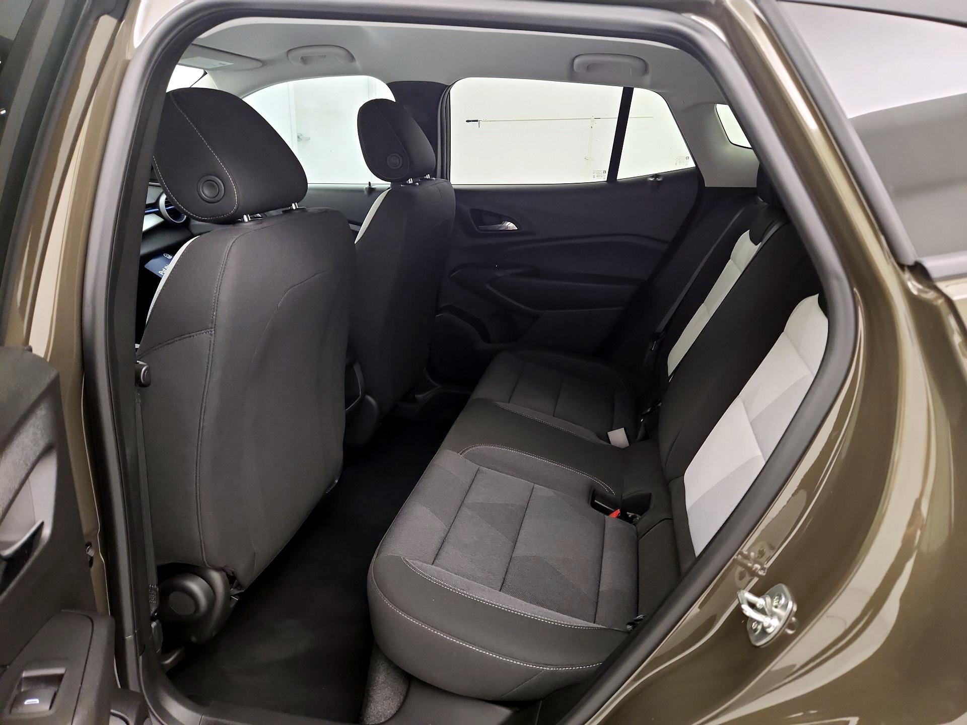 Thumbnail: 2024 Chevrolet Trax - 19