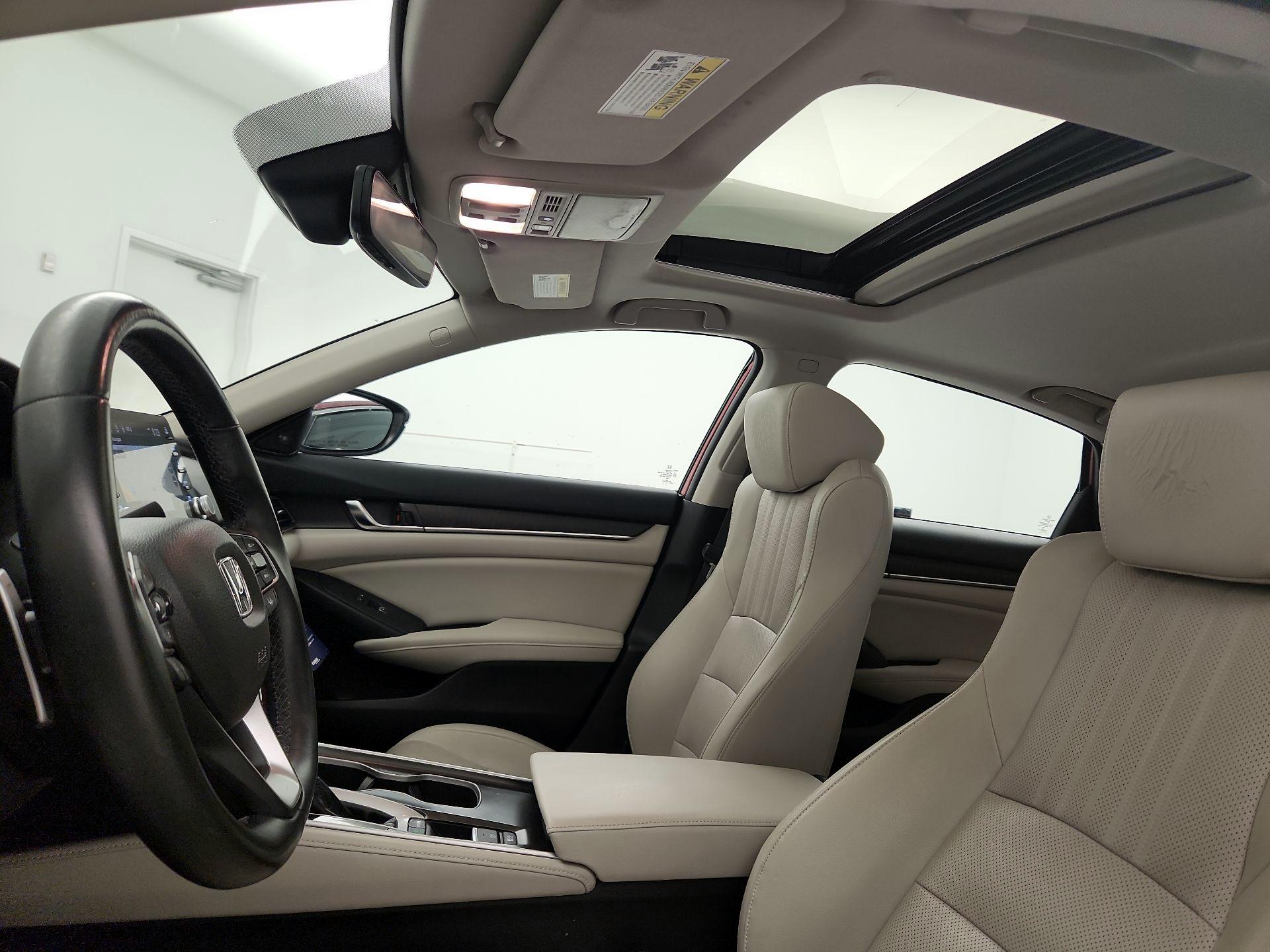 Thumbnail: 2018 Honda Accord - 20