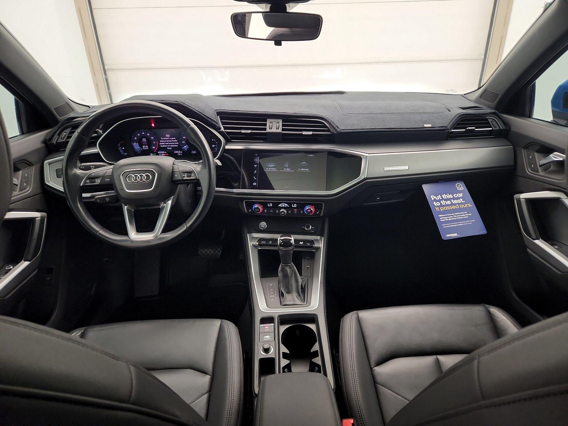 Thumbnail: 2019 Audi Q3 - 9