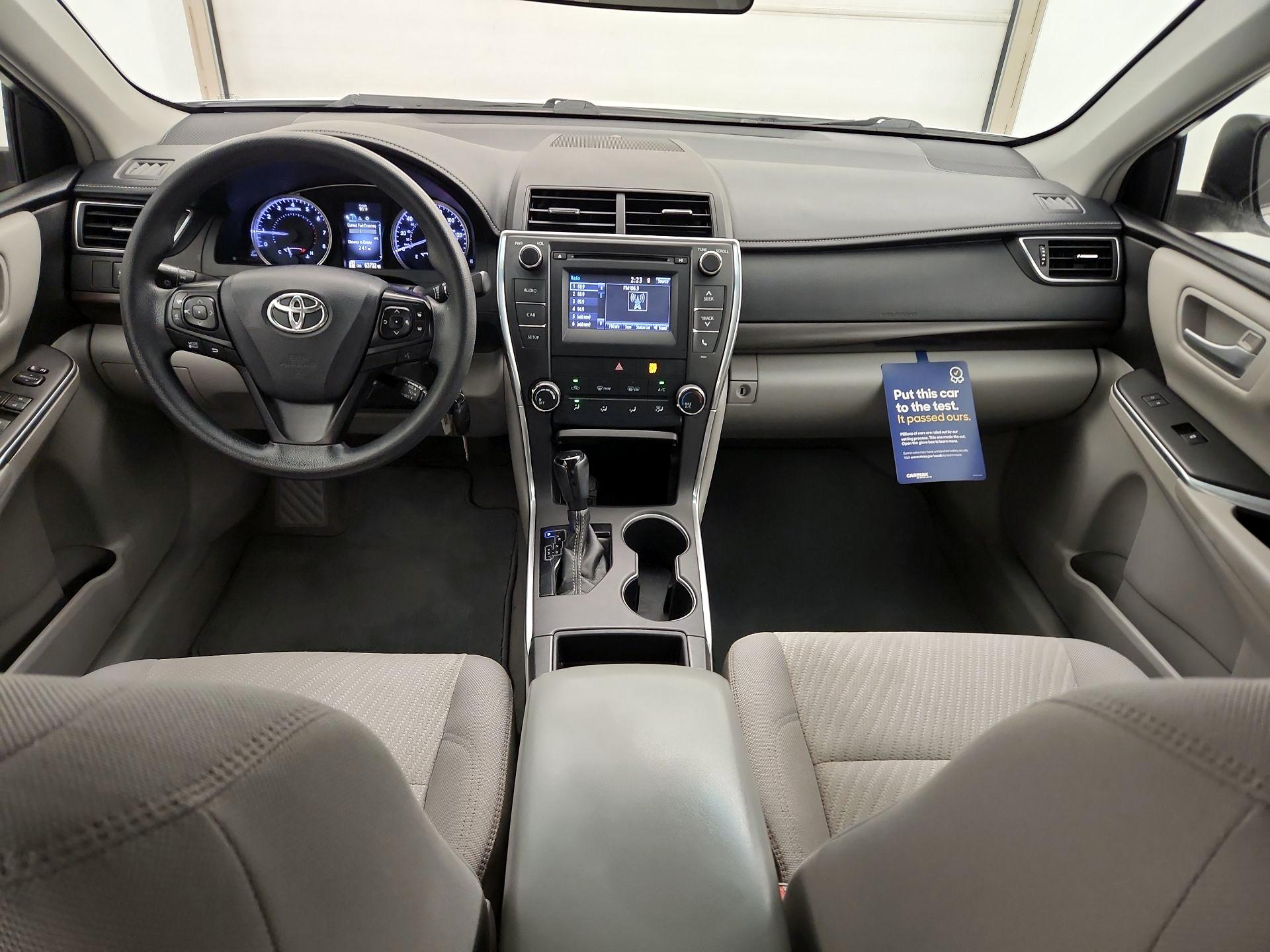 Thumbnail: 2017 Toyota Camry - 9